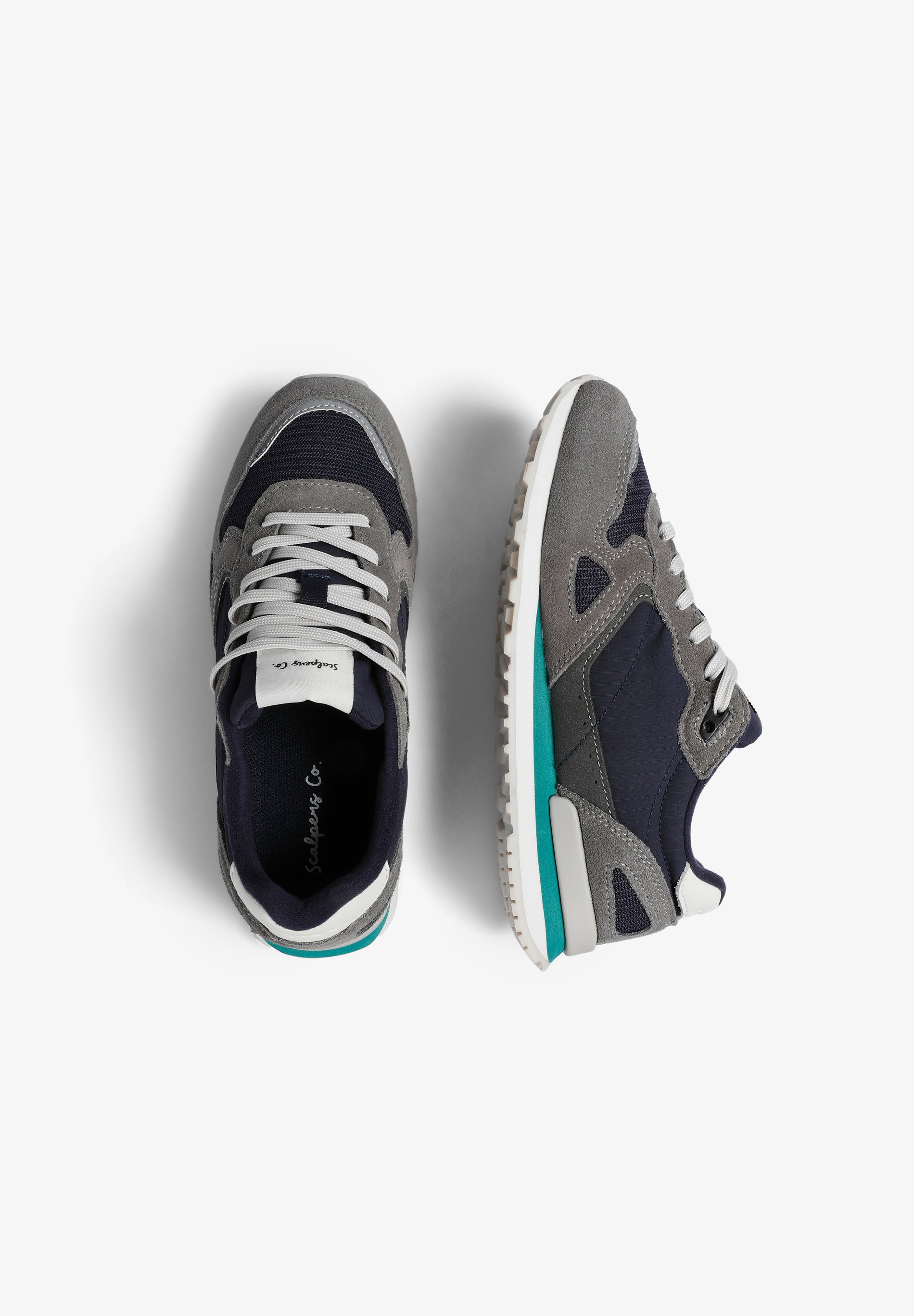 SNEAKERS PIEL CALAVERA LATERAL - Scalpers