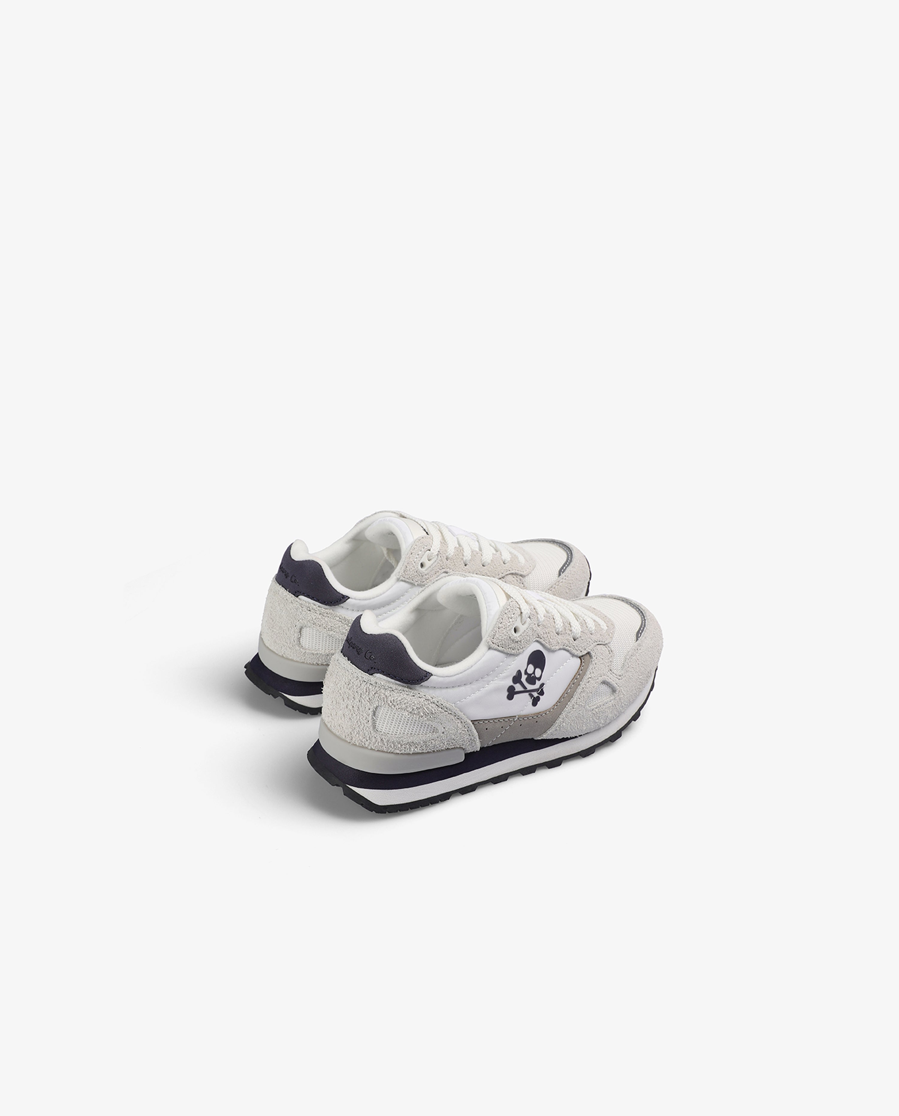 SNEAKERS PIEL CALAVERA LATERAL - Scalpers