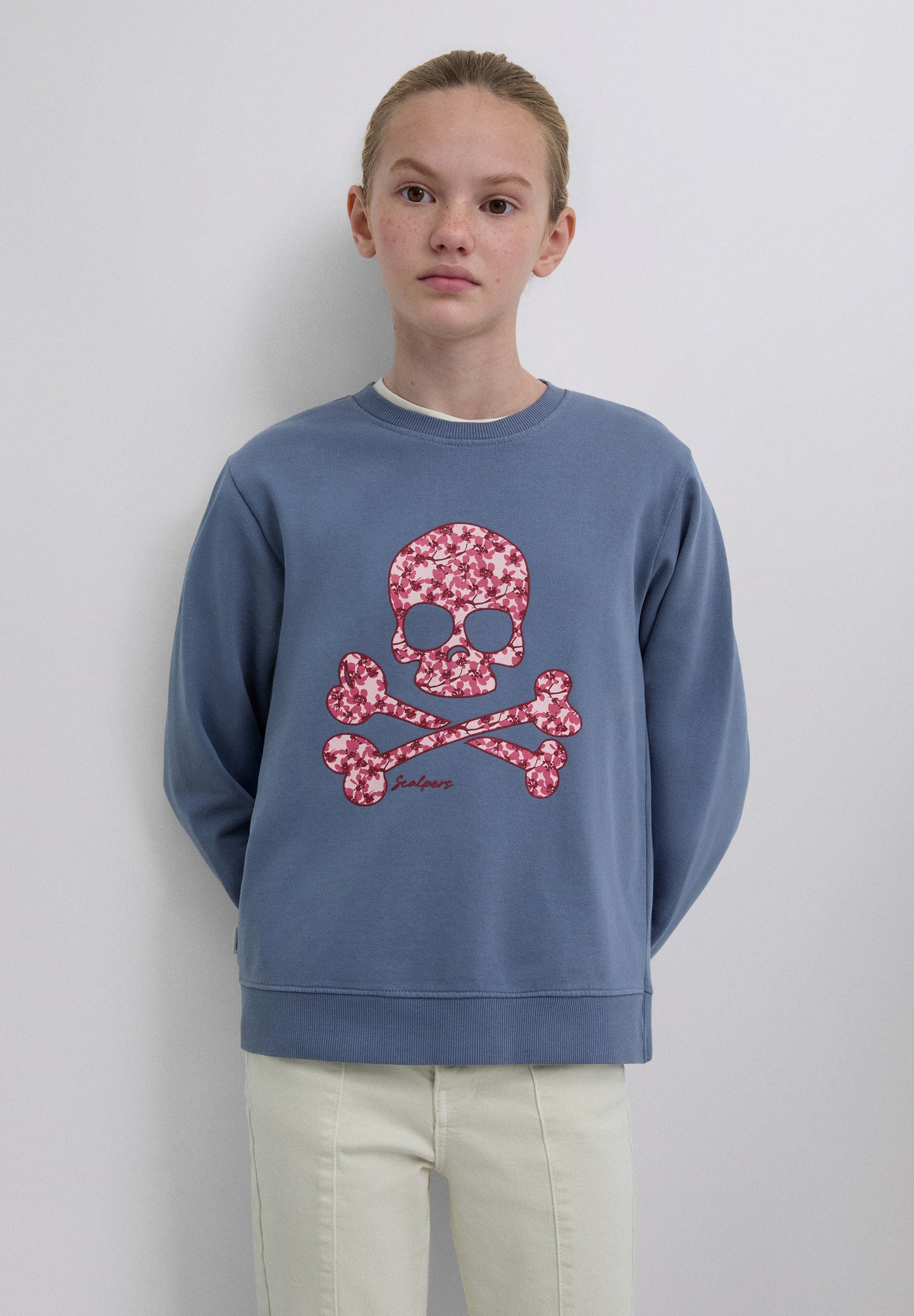 SUDADERA ESTAMPADO FLORAL