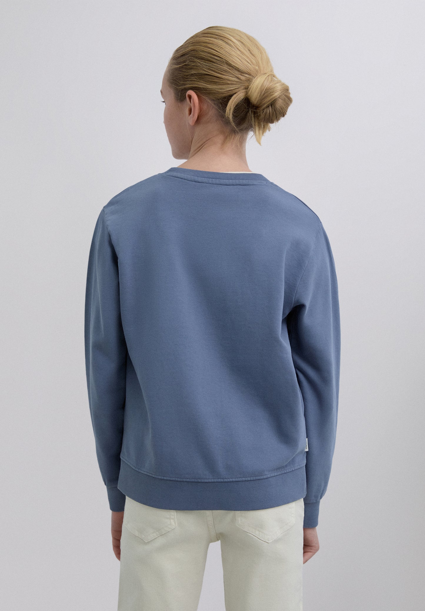 SUDADERA ESTAMPADO FLORAL