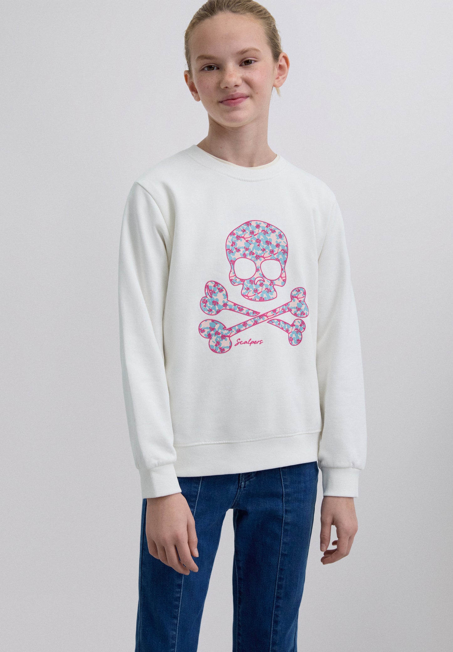 SUDADERA ESTAMPADO FLORAL