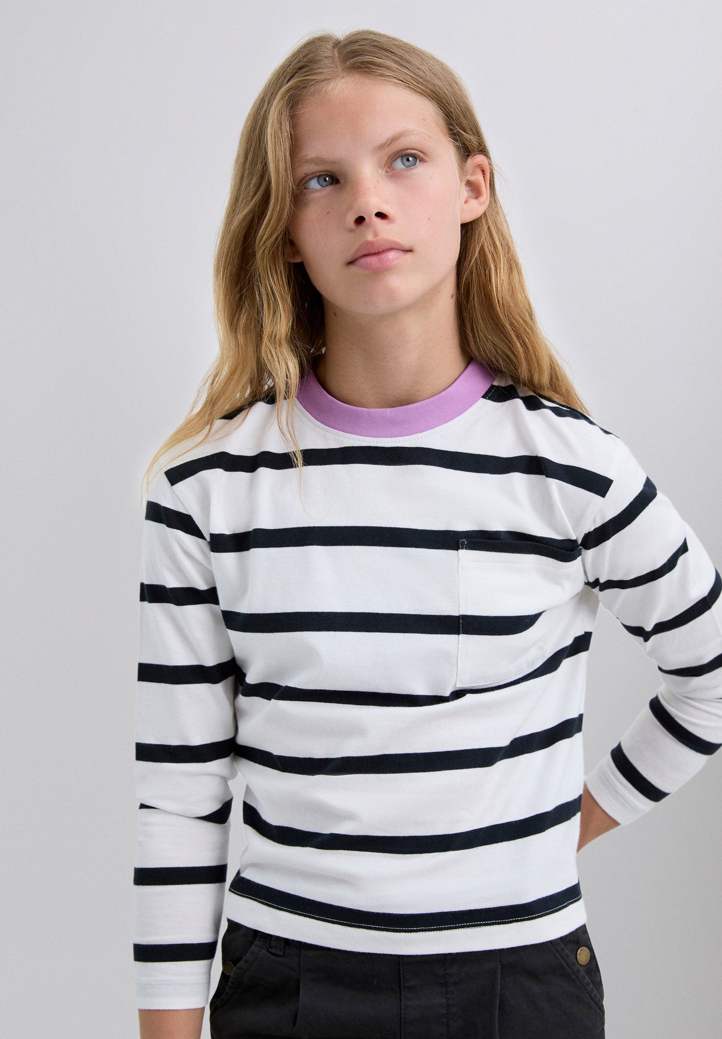CAMISETA RAYAS CONTRASTE