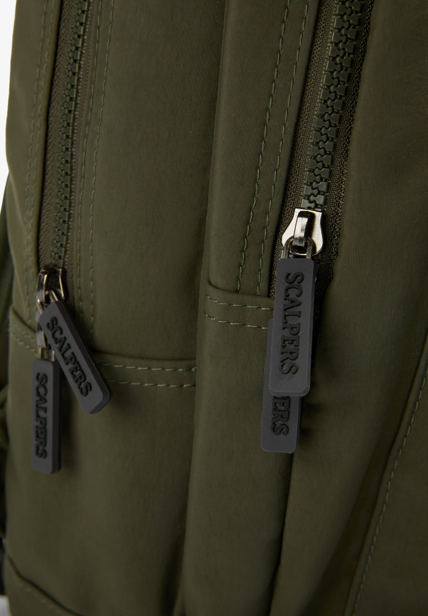 MOCHILA TÉCNICA CALAVERA