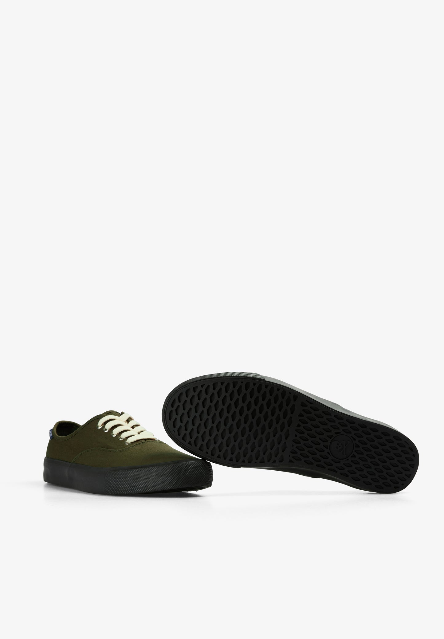 ZAPATILLA CANVAS LOW CUT
