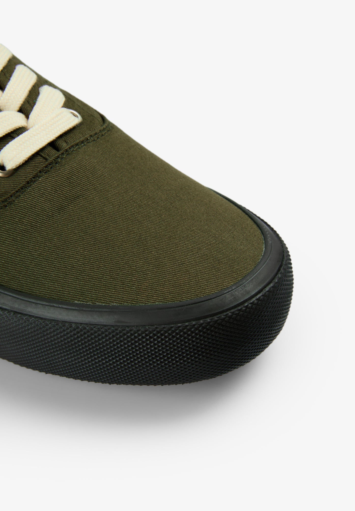 ZAPATILLA CANVAS LOW CUT