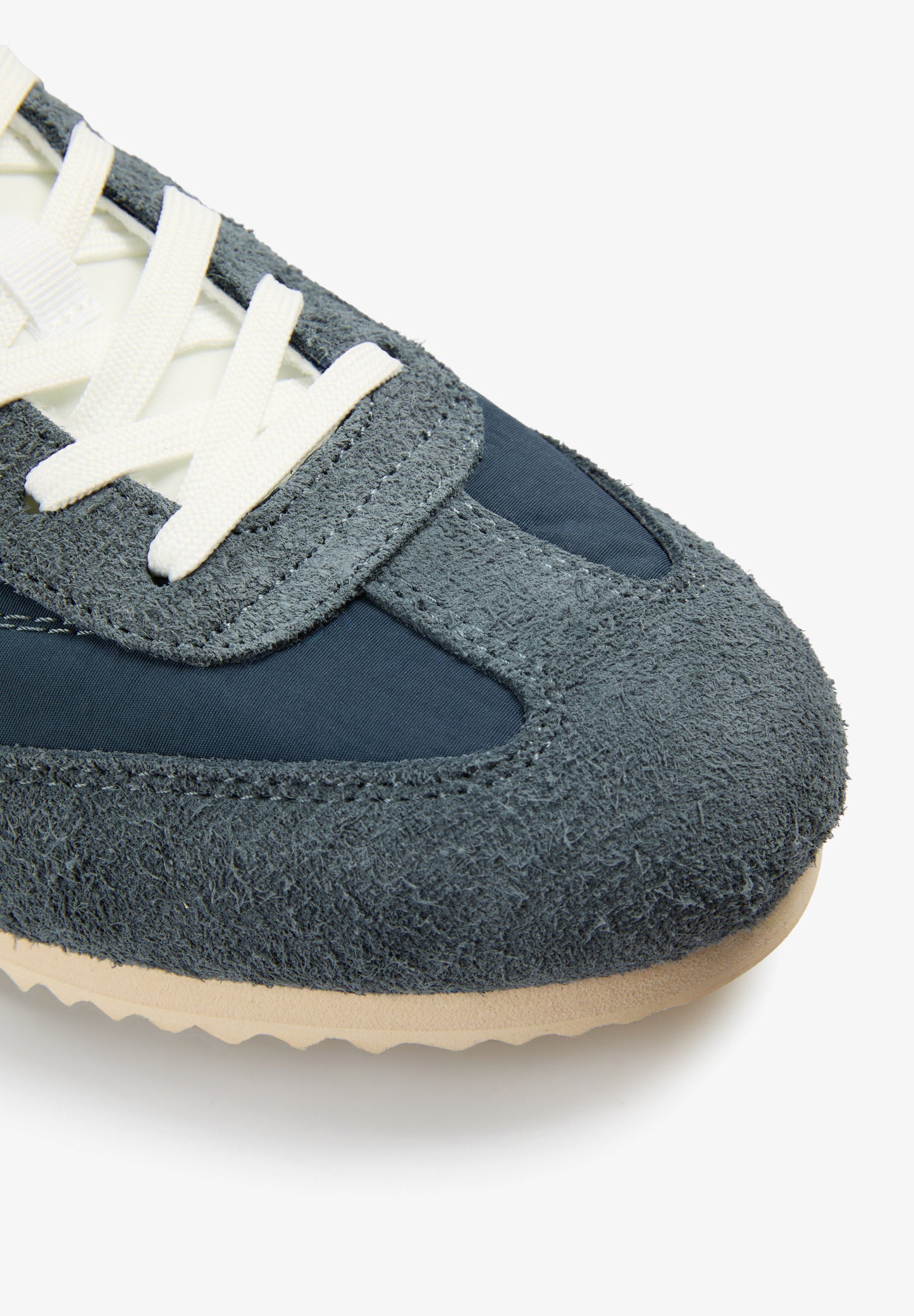 ZAPATILLA RETRO COMBINADA ANTE