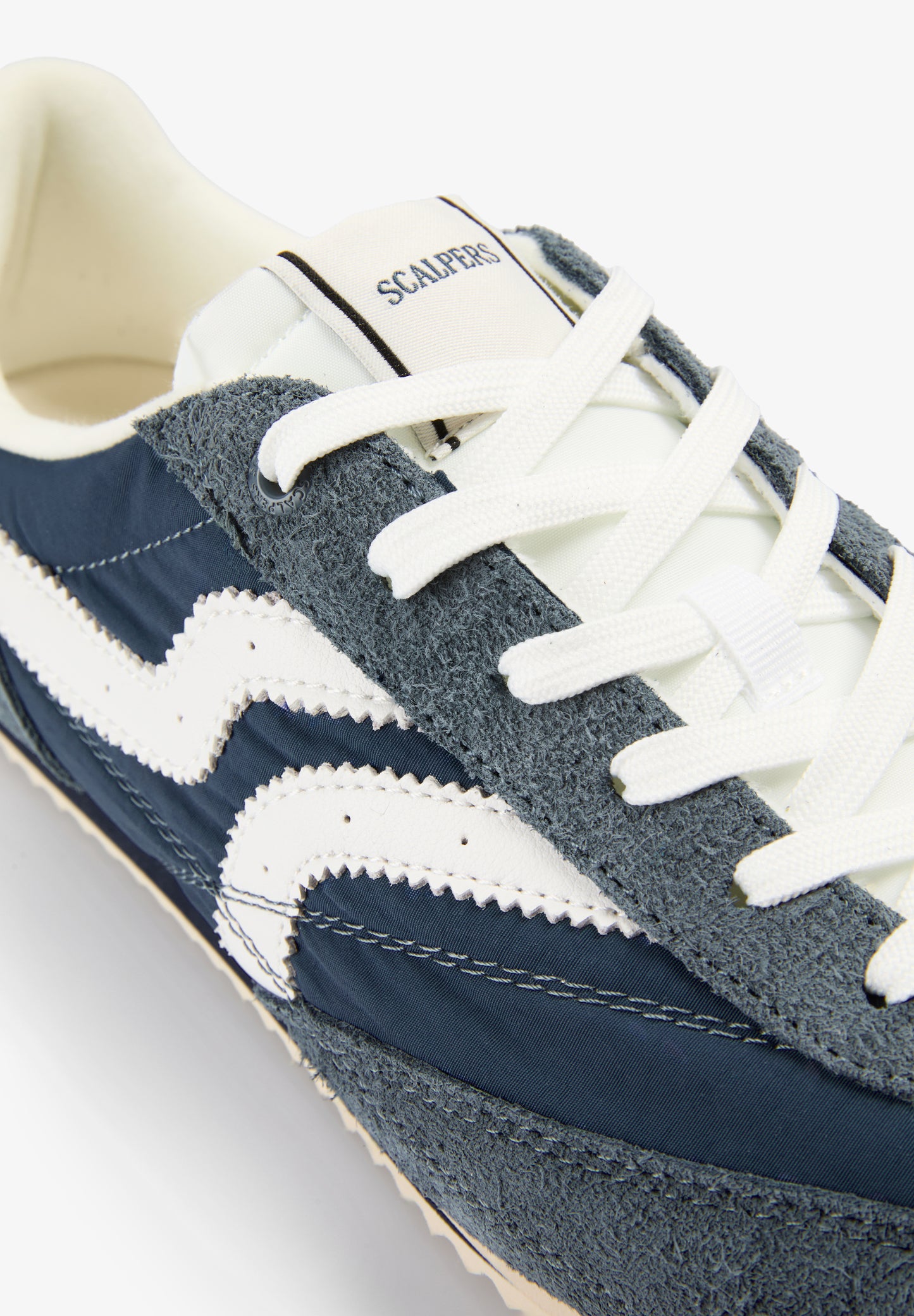 ZAPATILLA RETRO COMBINADA ANTE