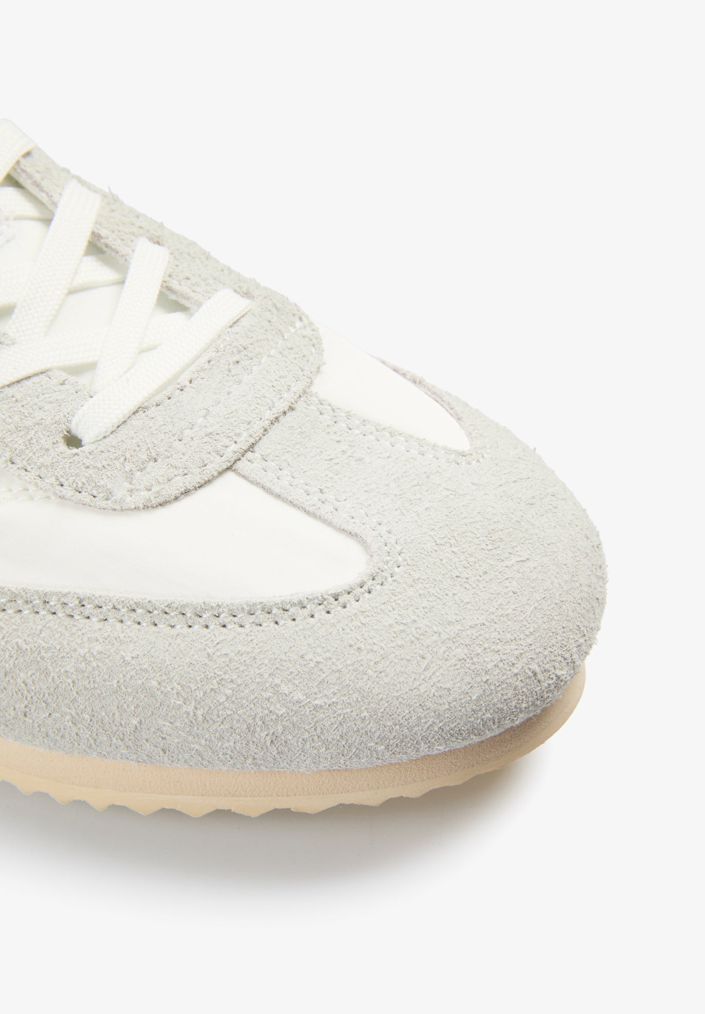 ZAPATILLA RETRO COMBINADA ANTE