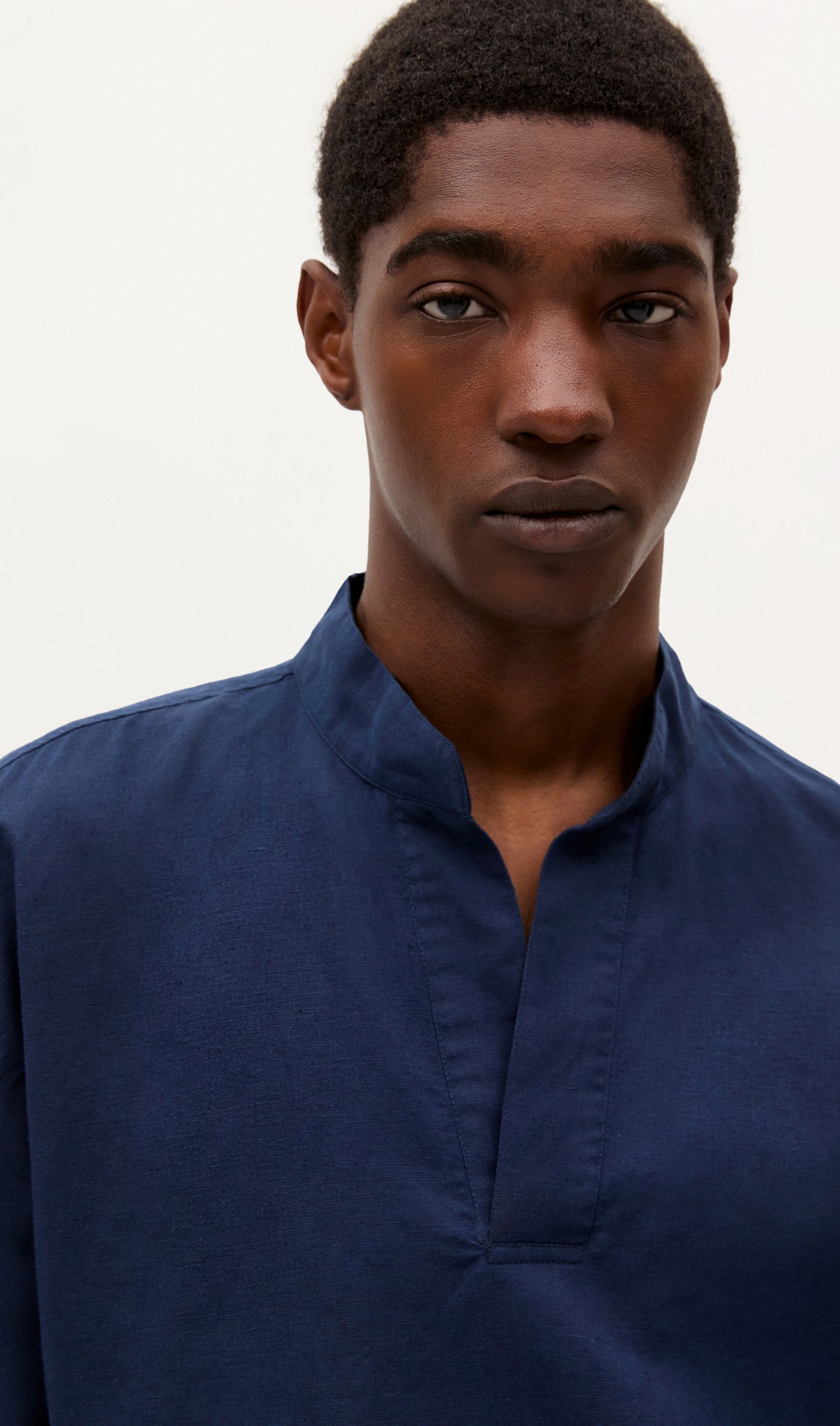 SCMOMENTOMAO OE SHIRT