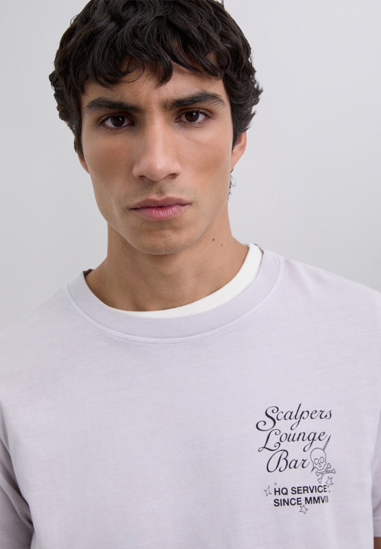 CAMISETA PRINT LOUNGE BAR
