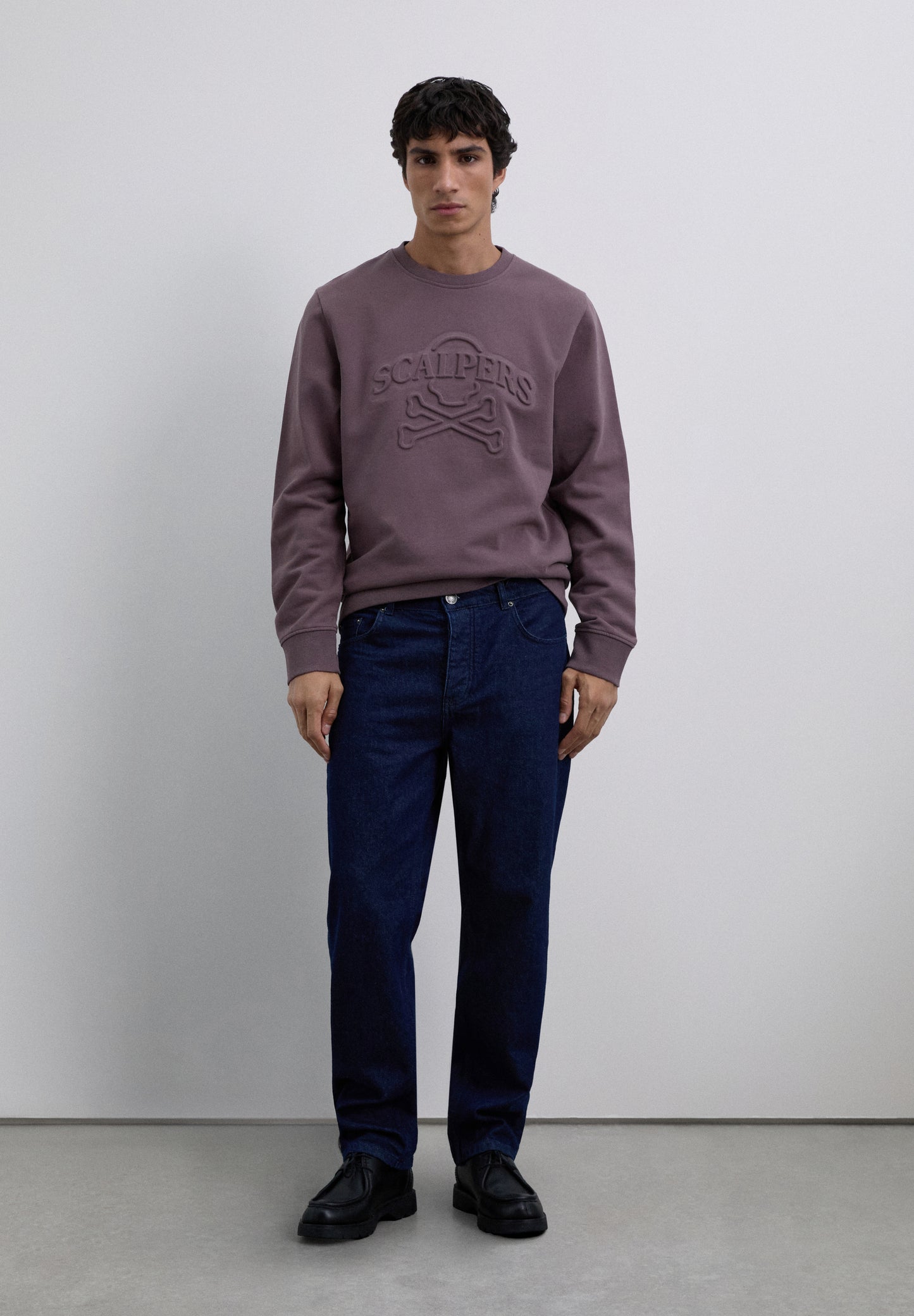 SUDADERA LOGO RELIEVE