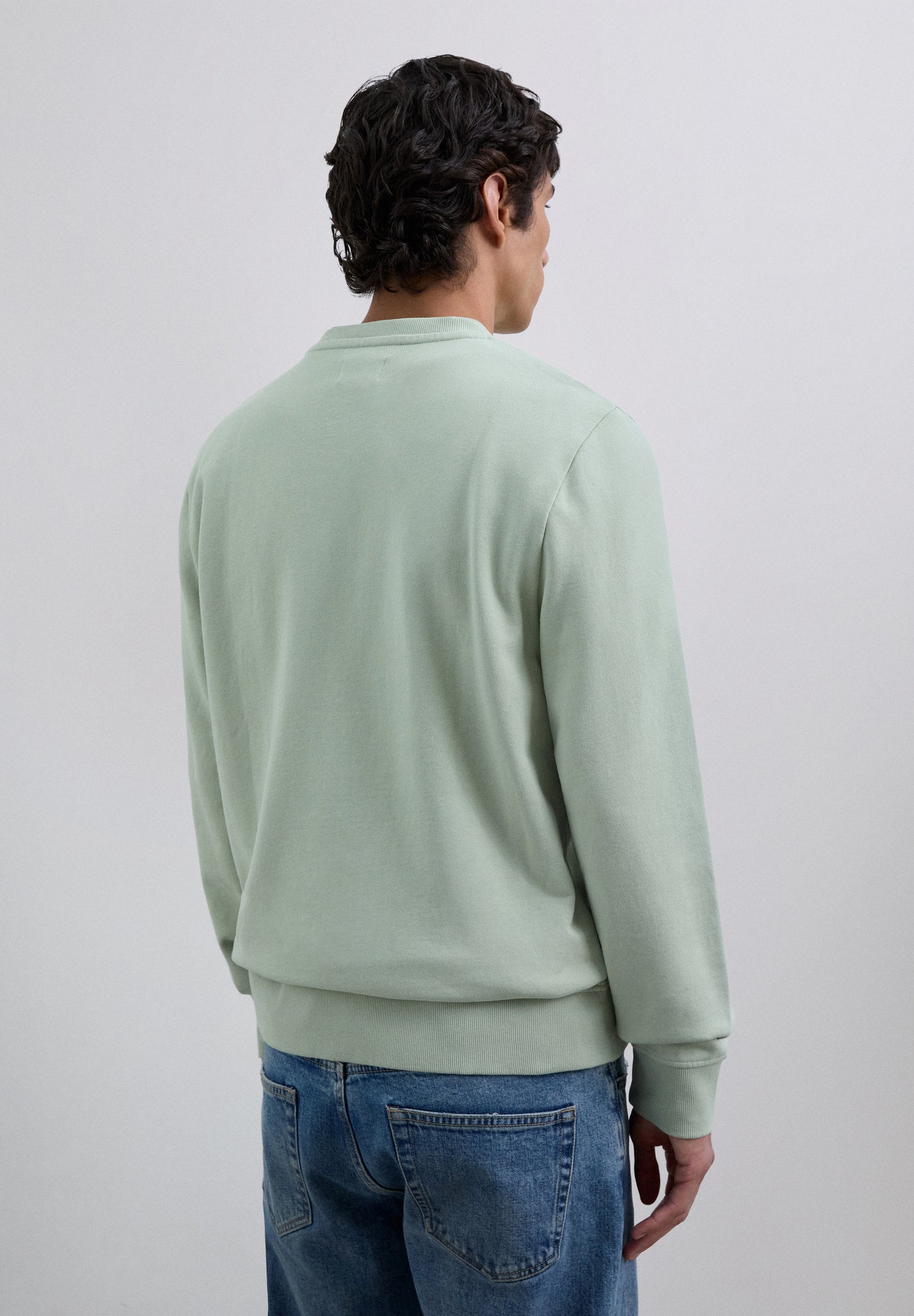 SUDADERA LOGO RELIEVE