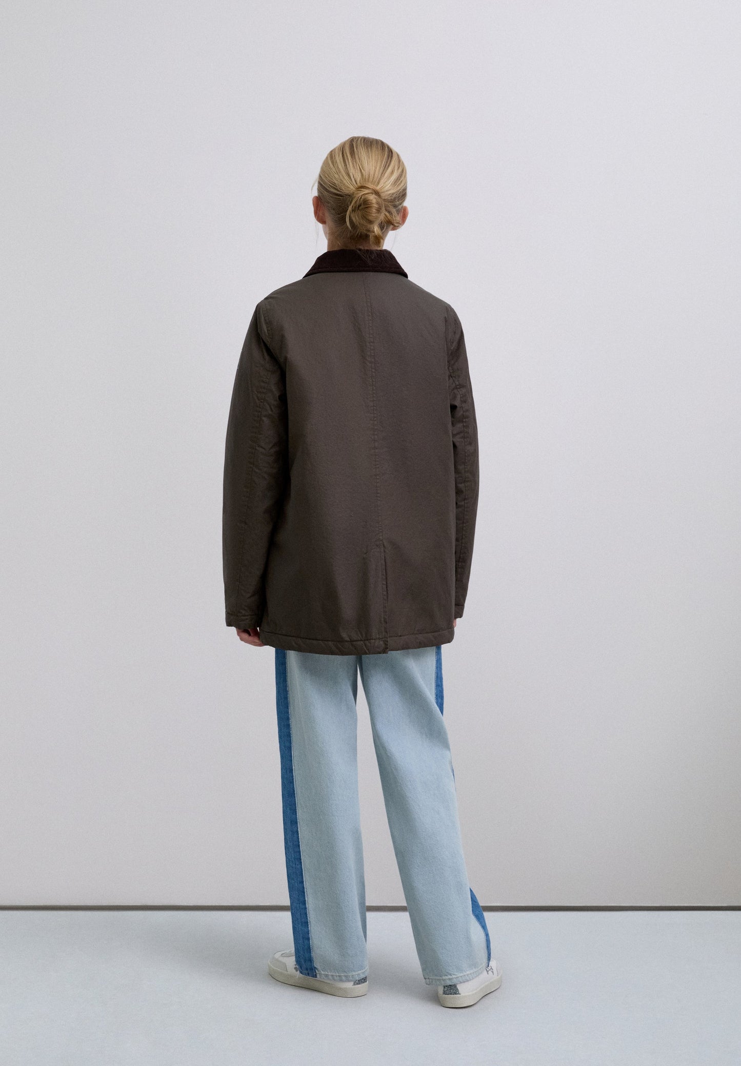 CAZADORA CUELLO CONTRASTE