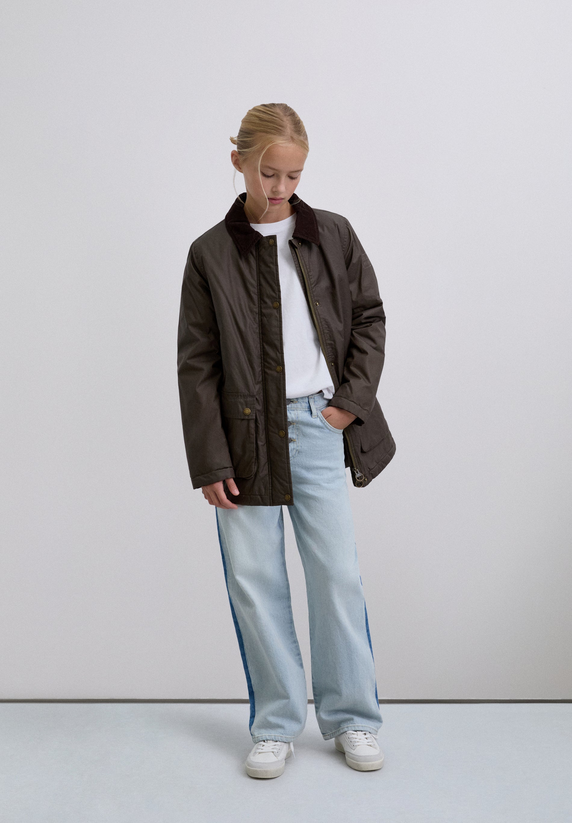 CAZADORA CUELLO CONTRASTE