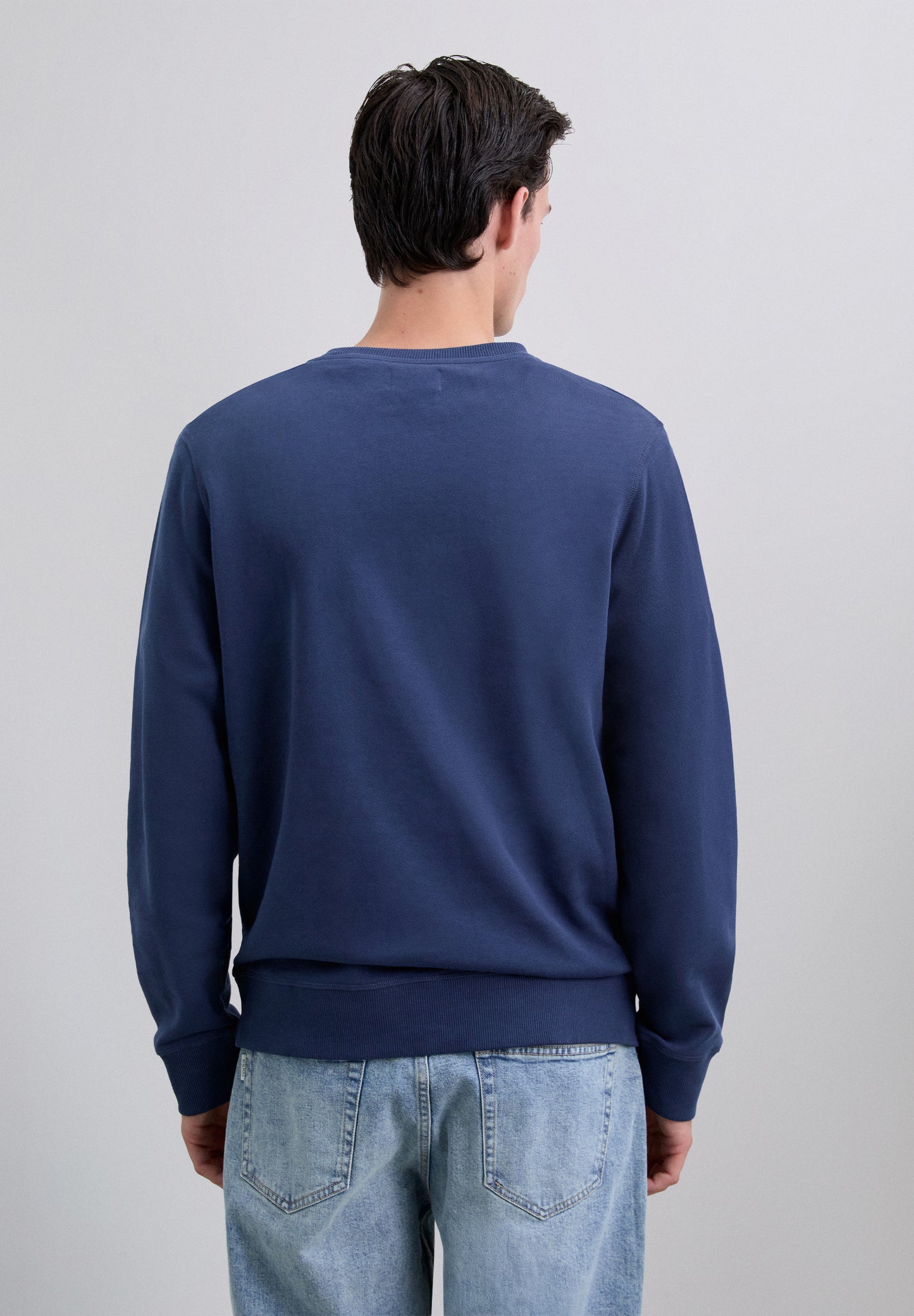 SUDADERA BÁSICA