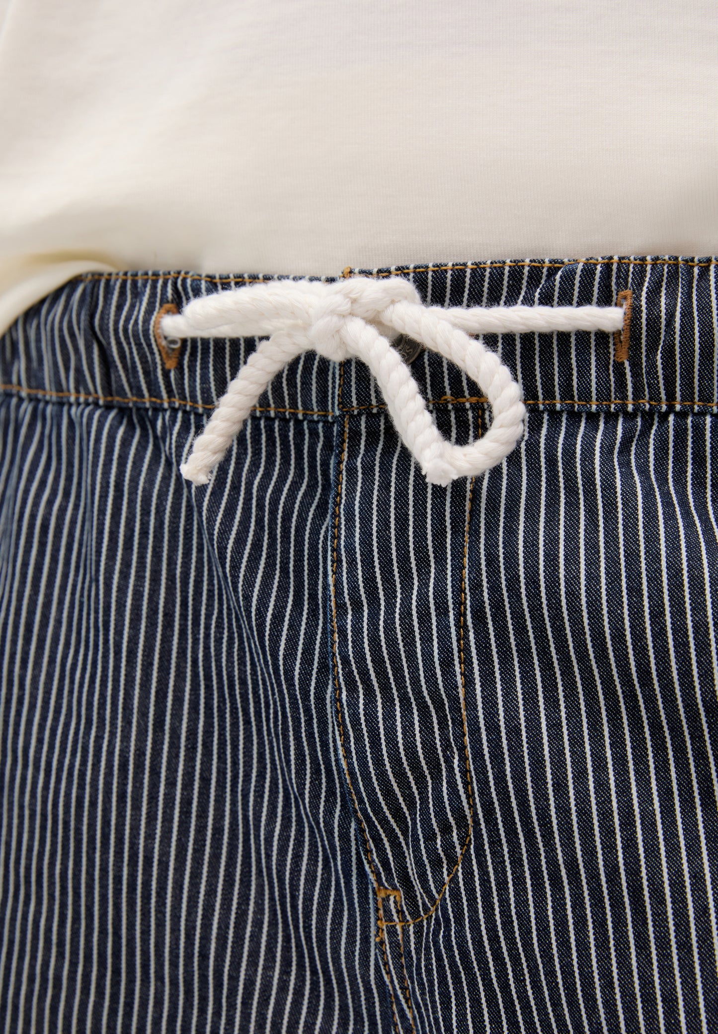 BERMUDAS RAYAS