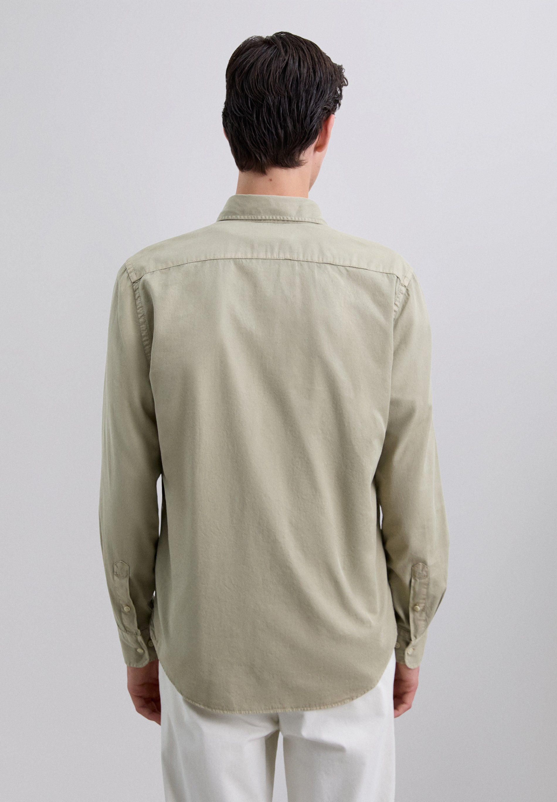CAMISA REGULAR FIT BORDADA - Scalpers