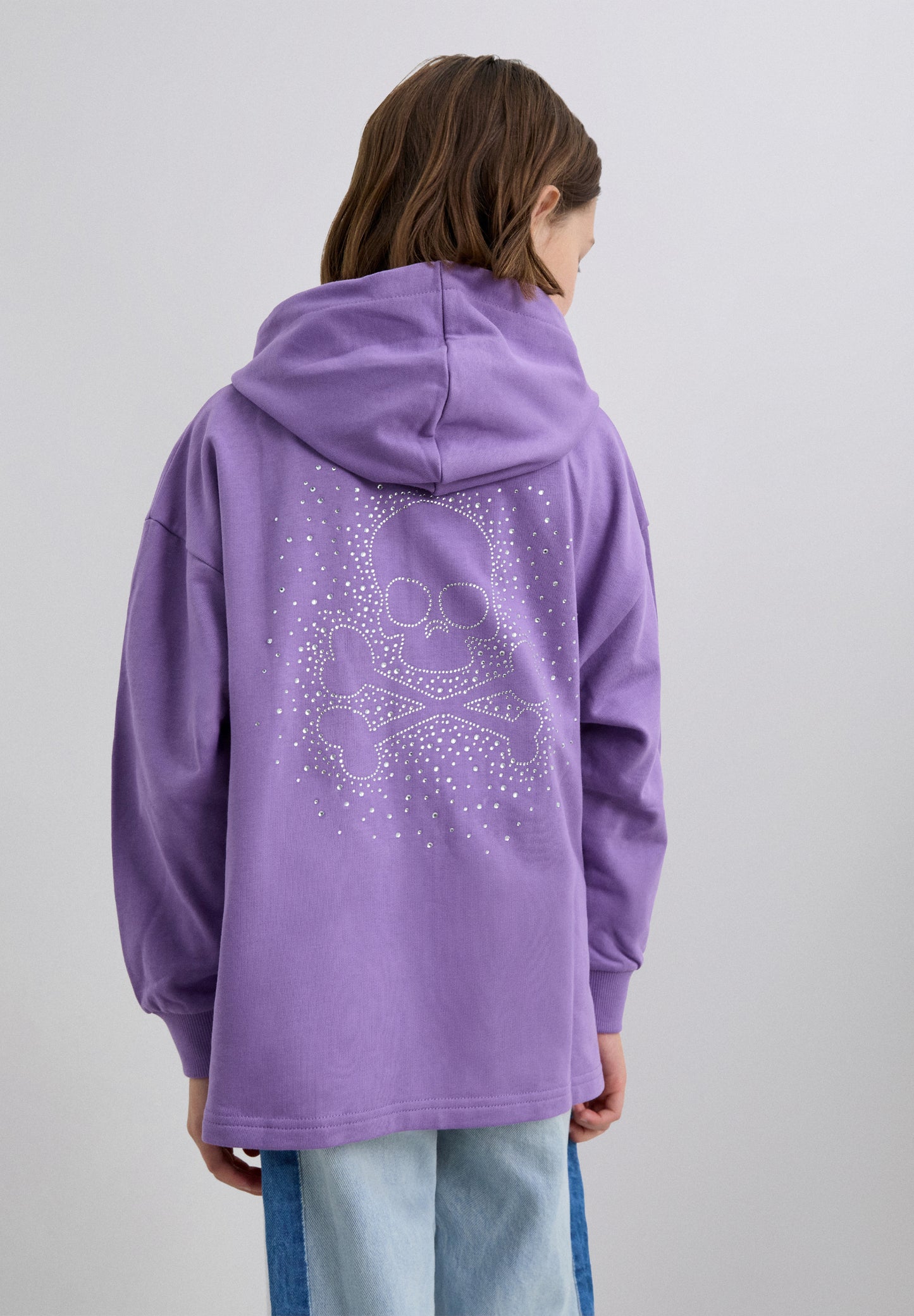 SUDADERA TACHUELAS CALAVERA