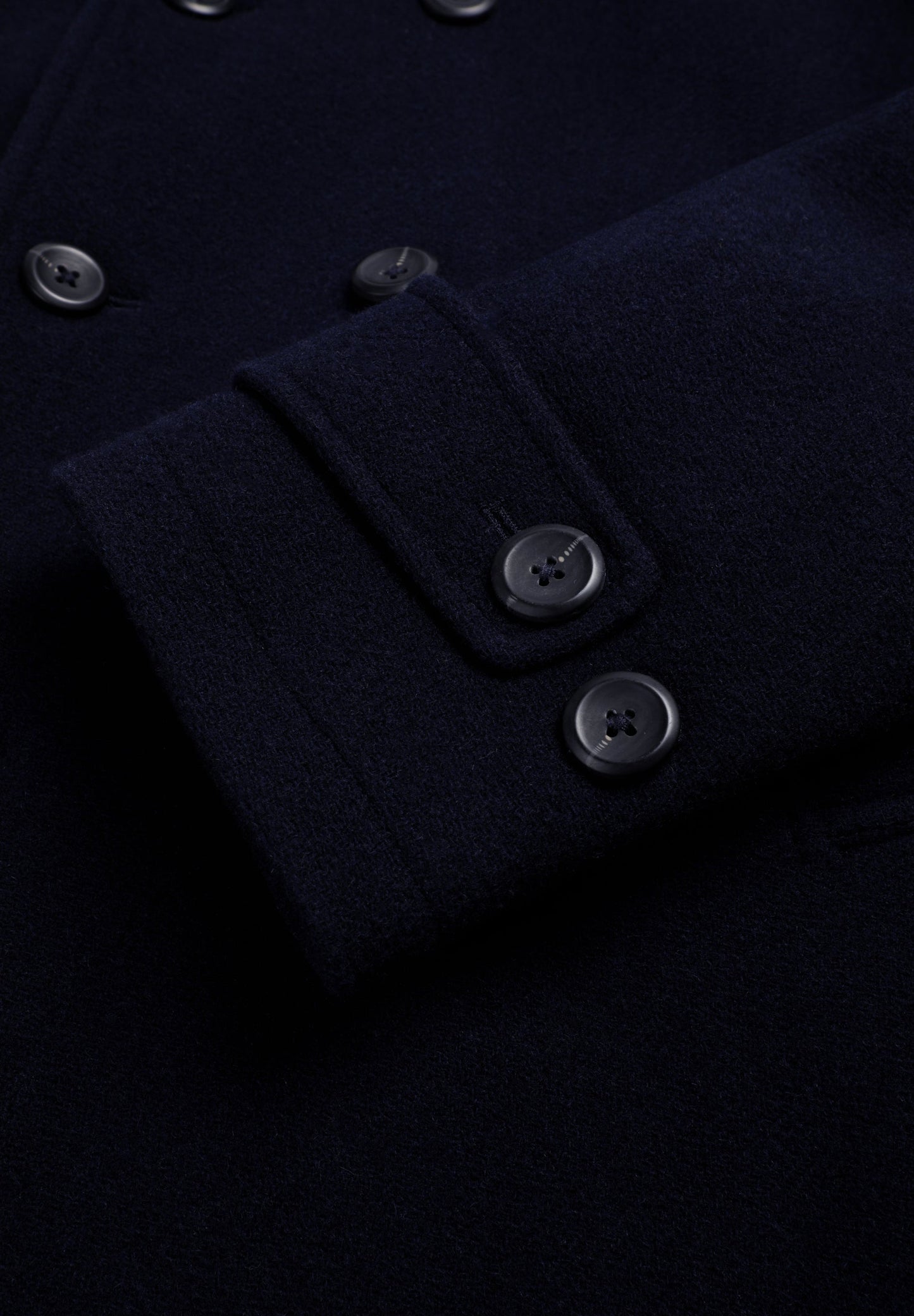 ABRIGO ABOTONADO CRUZADO LANA