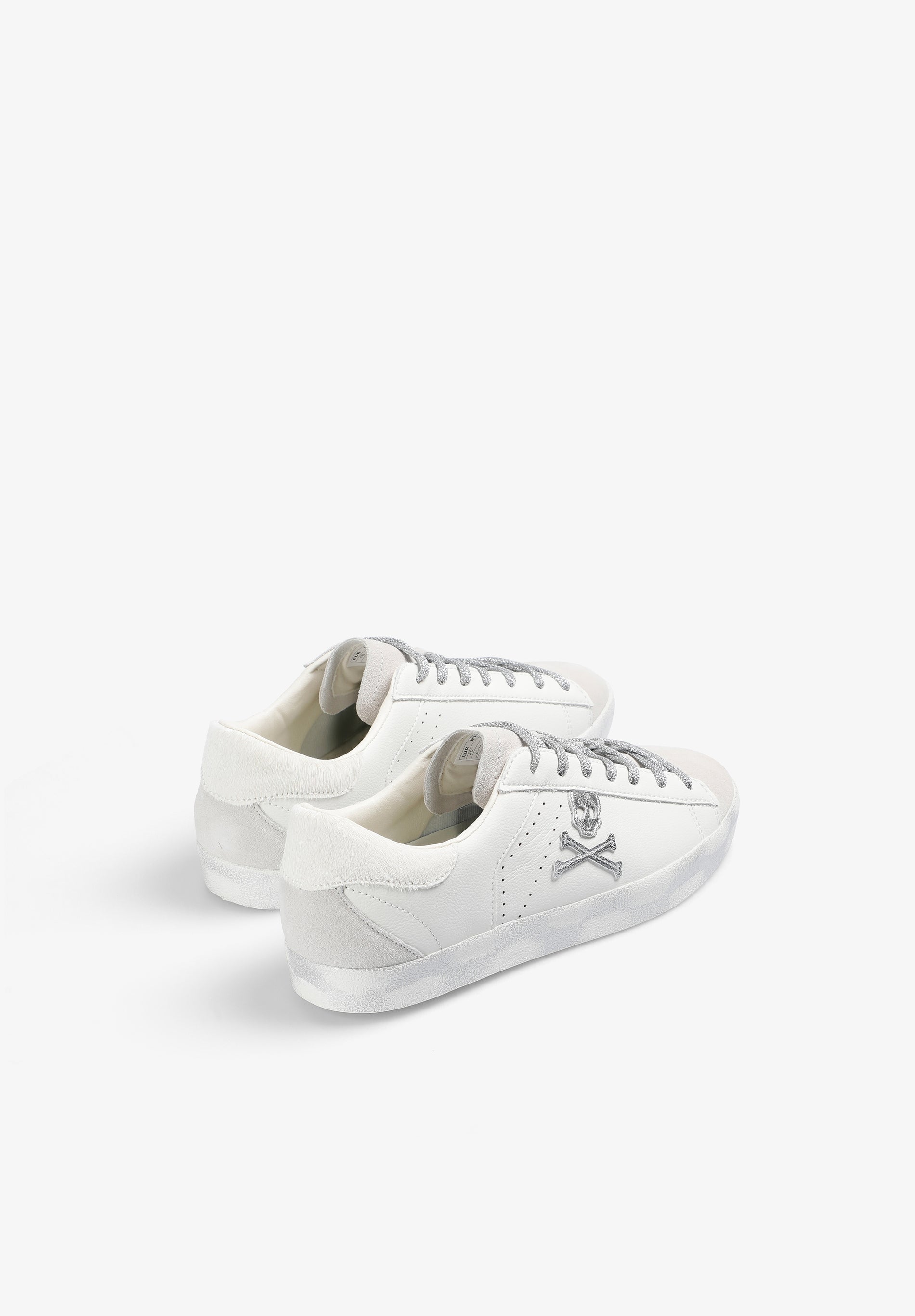 SNEAKERS PIEL CALAVERA - Scalpers