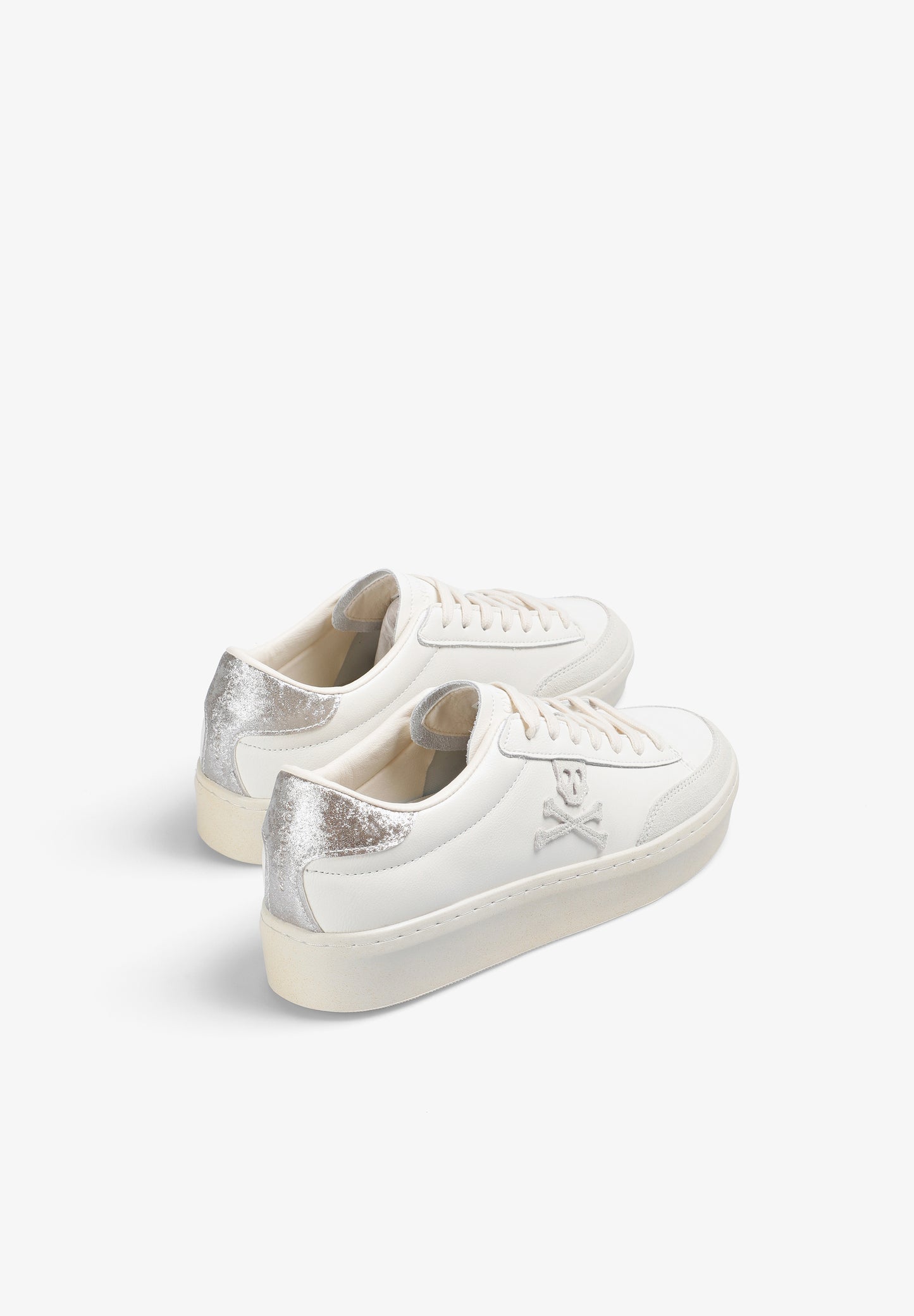 SNEAKERS BAJAS CALAVERA LATERAL