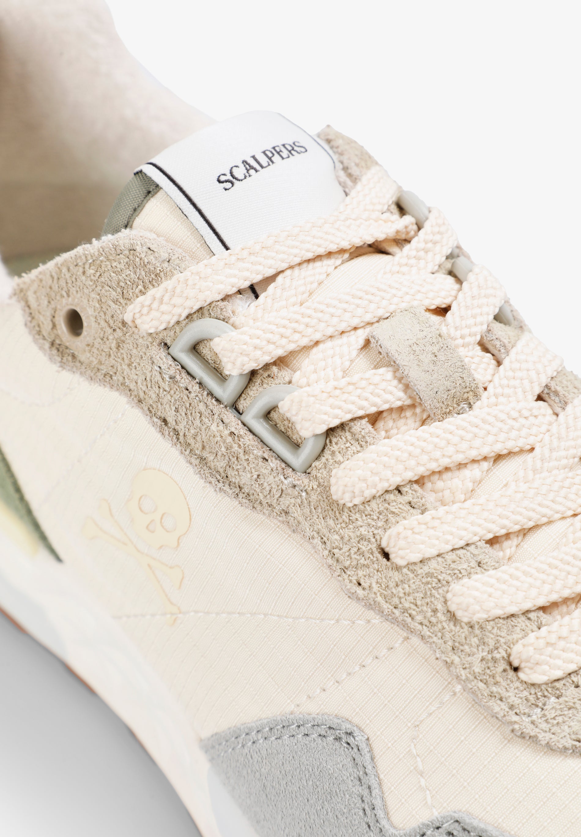 SNEAKERS ANTE CALAVERA - Scalpers