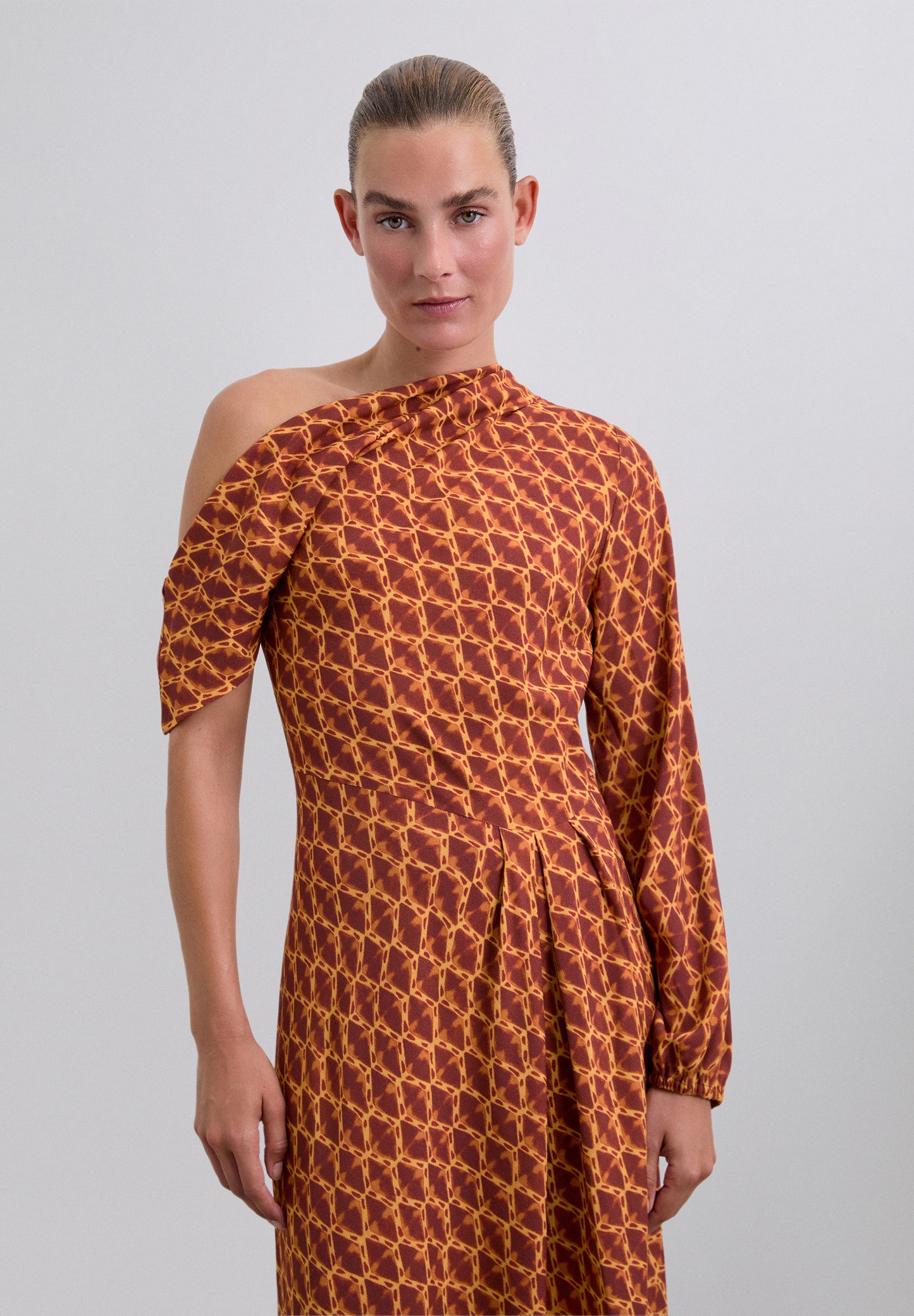 VESTIDO PRINT ESCOTE ASIMÉTRICO