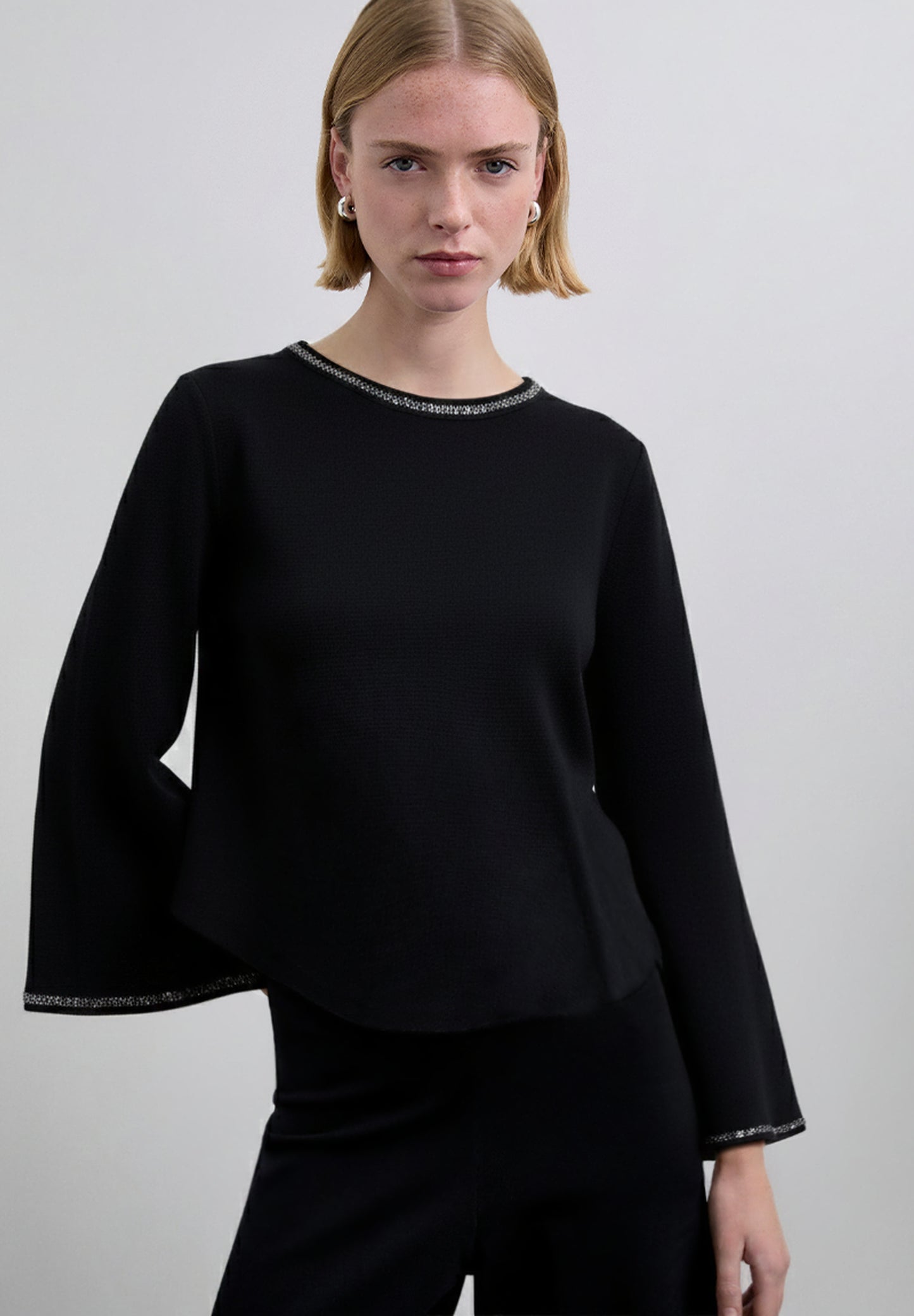 JERSEY DETALLES LENTEJUELAS