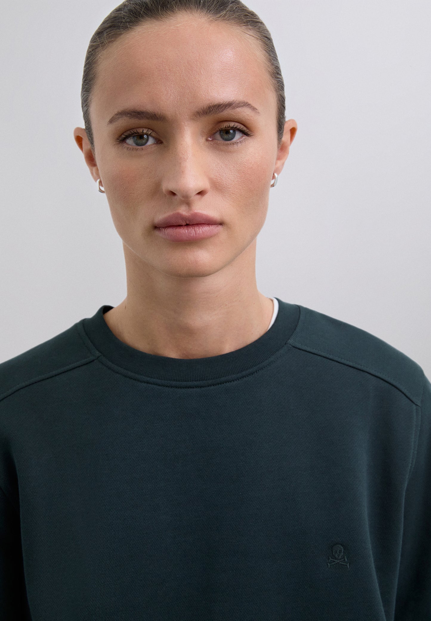 SUDADERA BÁSICA CALAVERA