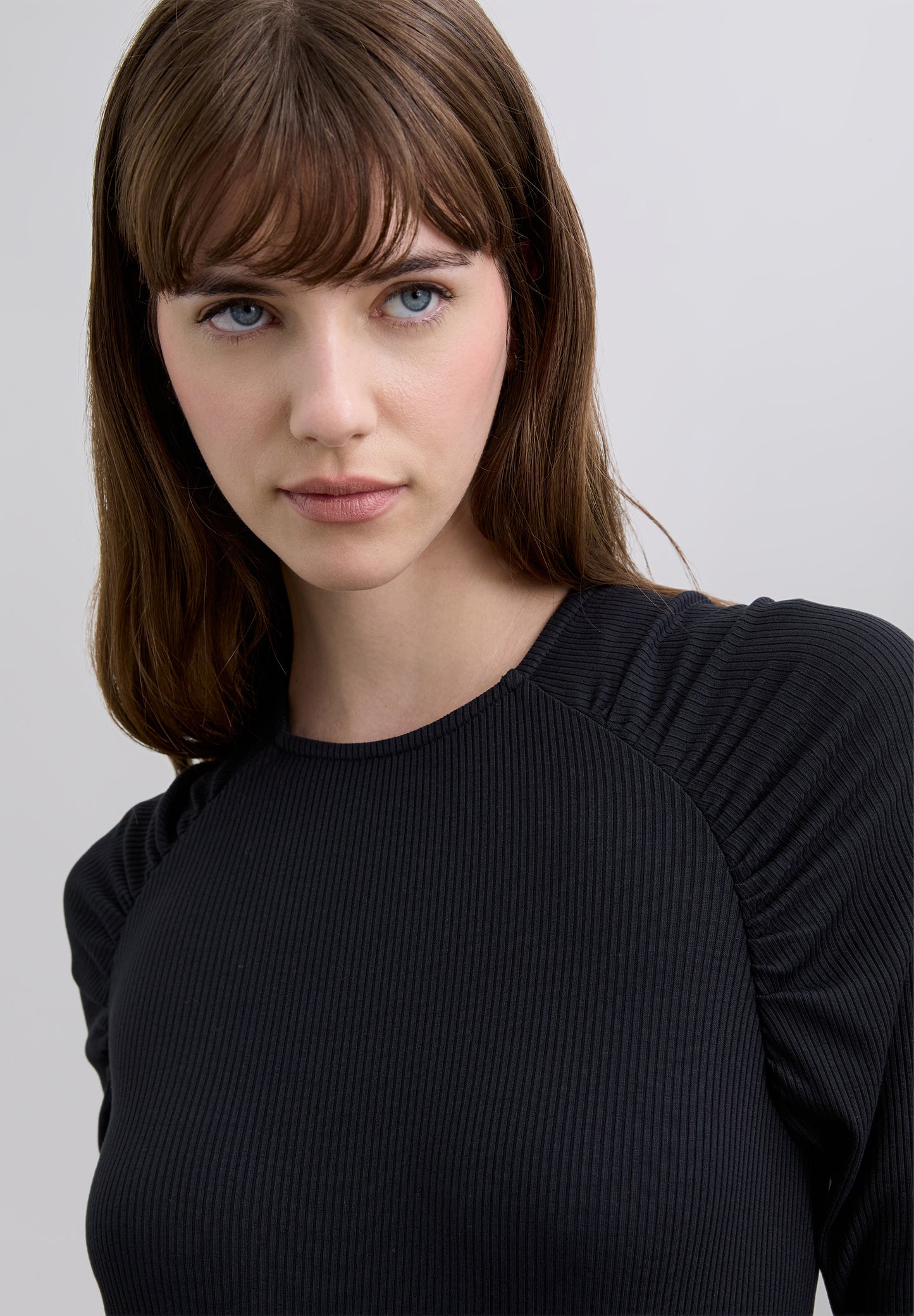 CAMISETA CANALÉ FRUNCIDO EN HOMBRO