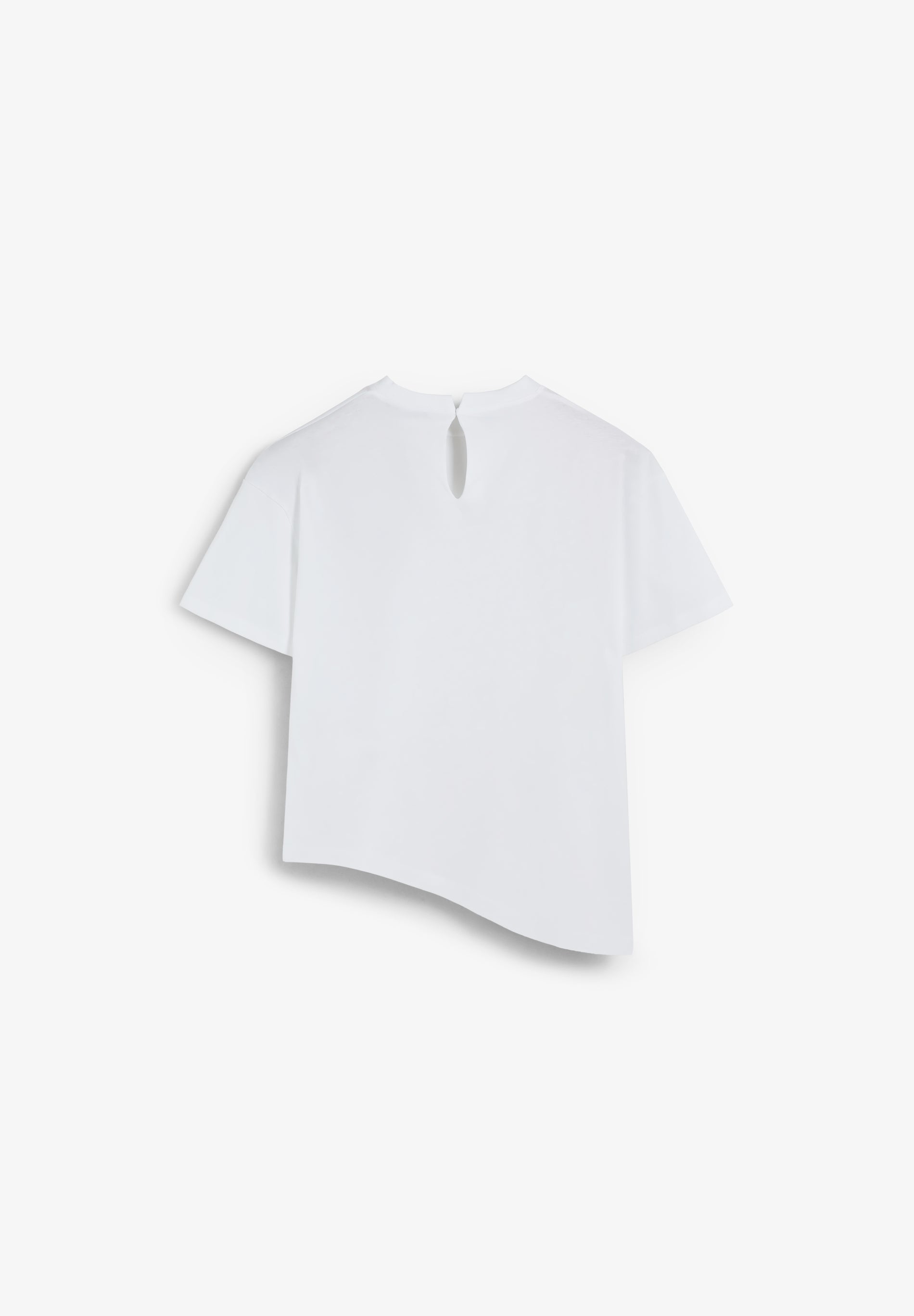 CAMISETA ASIMÉTRICA CUELLO REDONDO - Scalpers