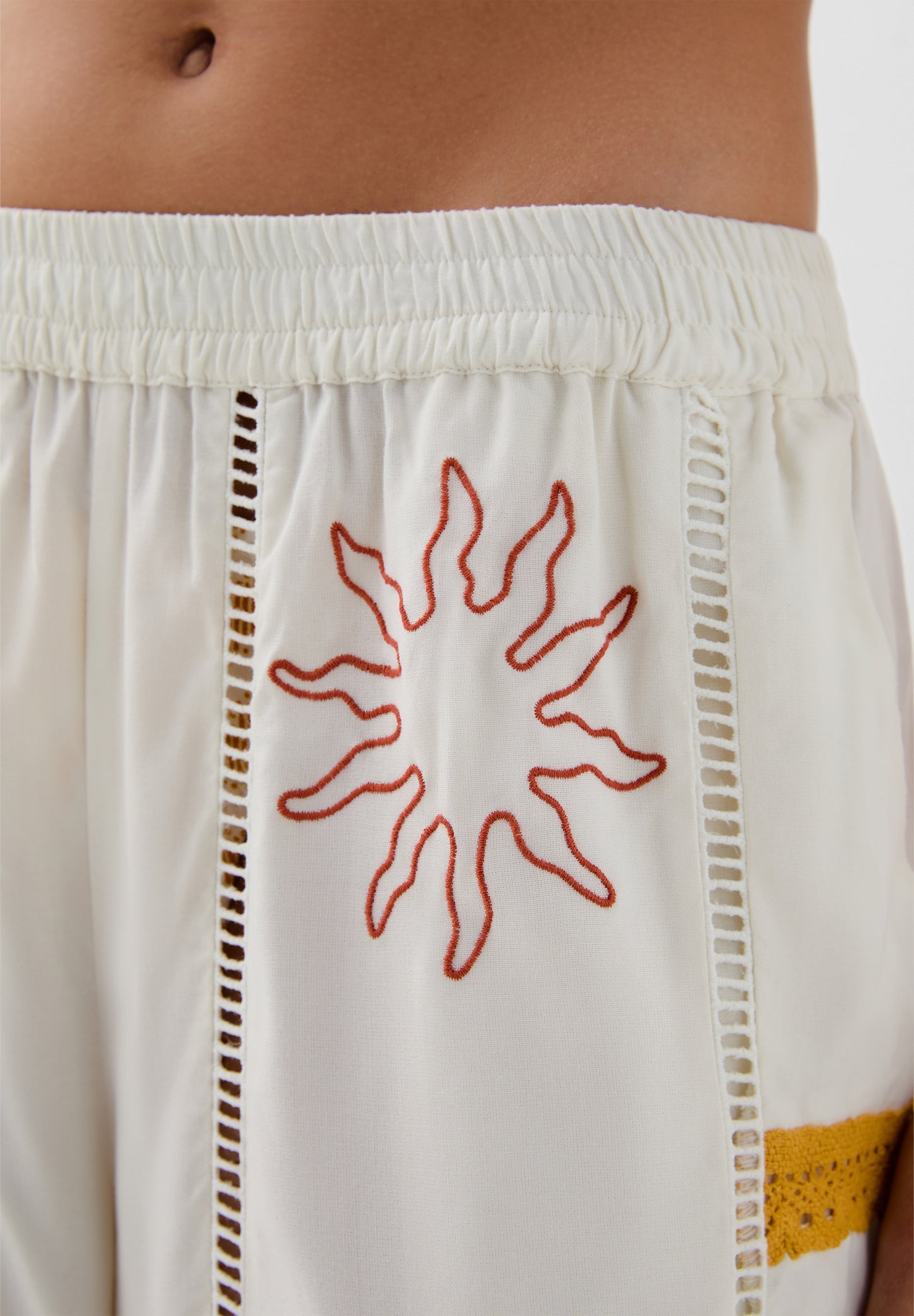 PANTALON RELAXED BORDADO | ROBIN X SCALPERS