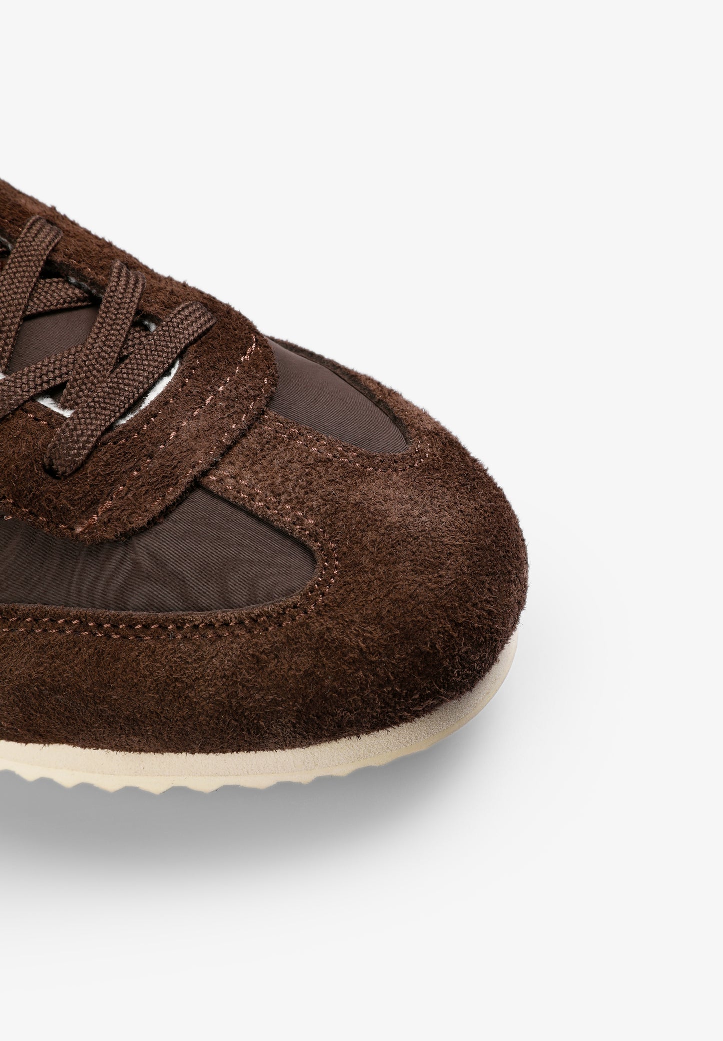 ZAPATILLA DE ANTE CONTRASTE - Scalpers