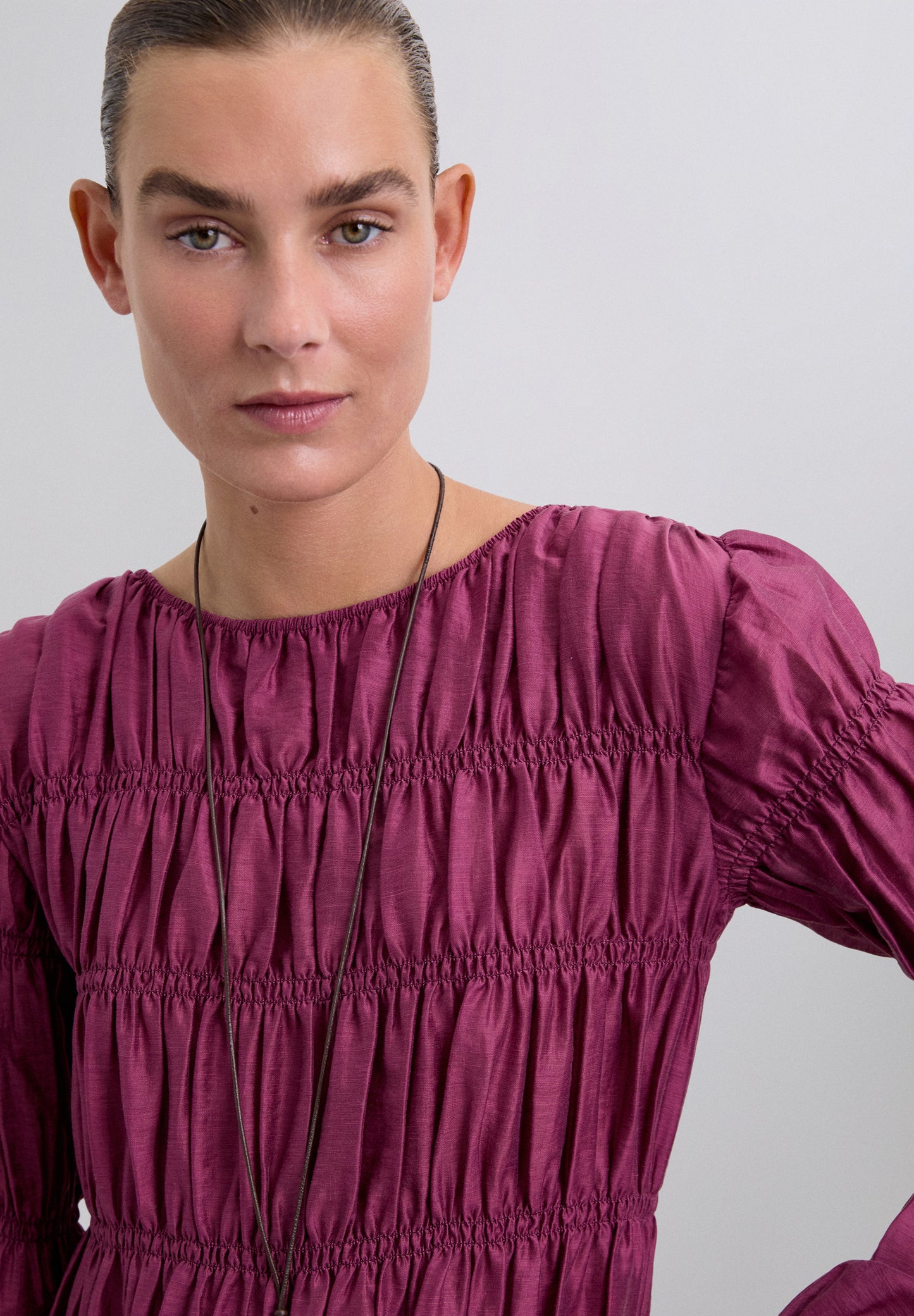 VESTIDO SMOCK MANGA ABULLONADA