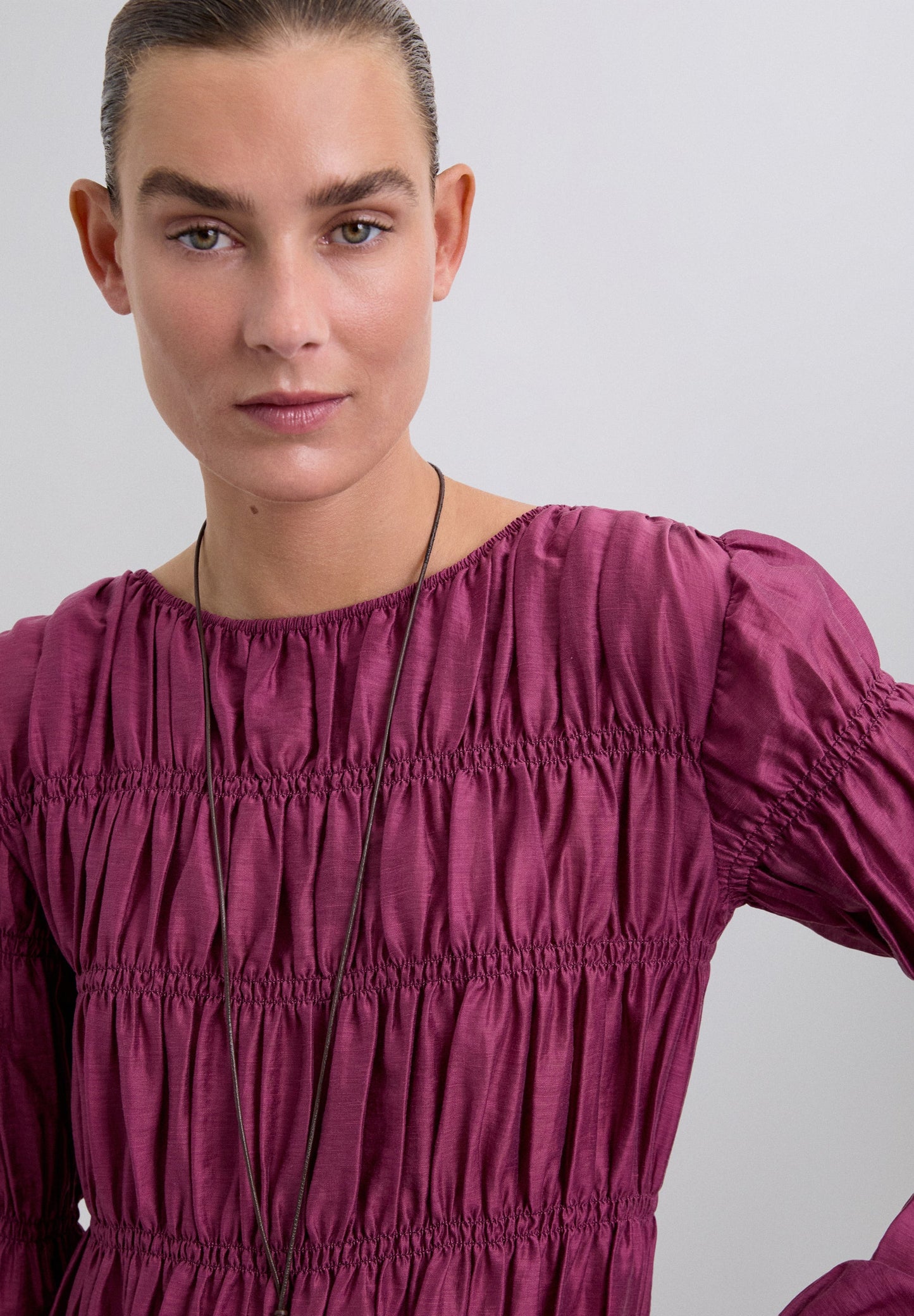 VESTIDO SMOCK MANGA ABULLONADA