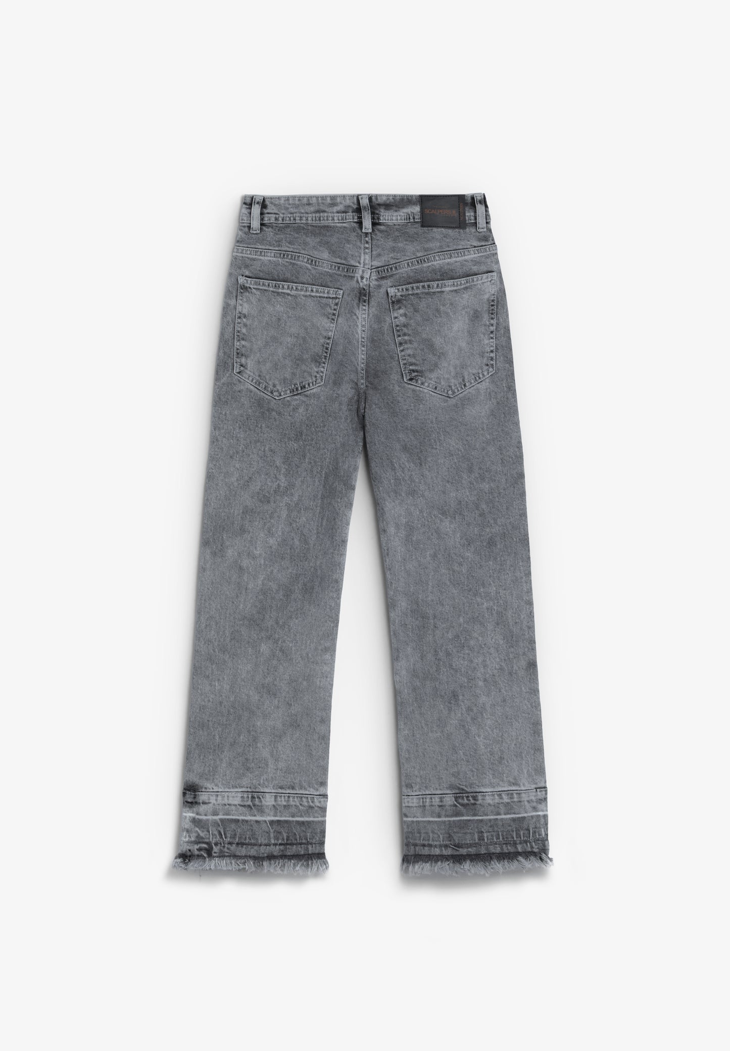 JEANS EFECTO LAVADO DESFLECADOS