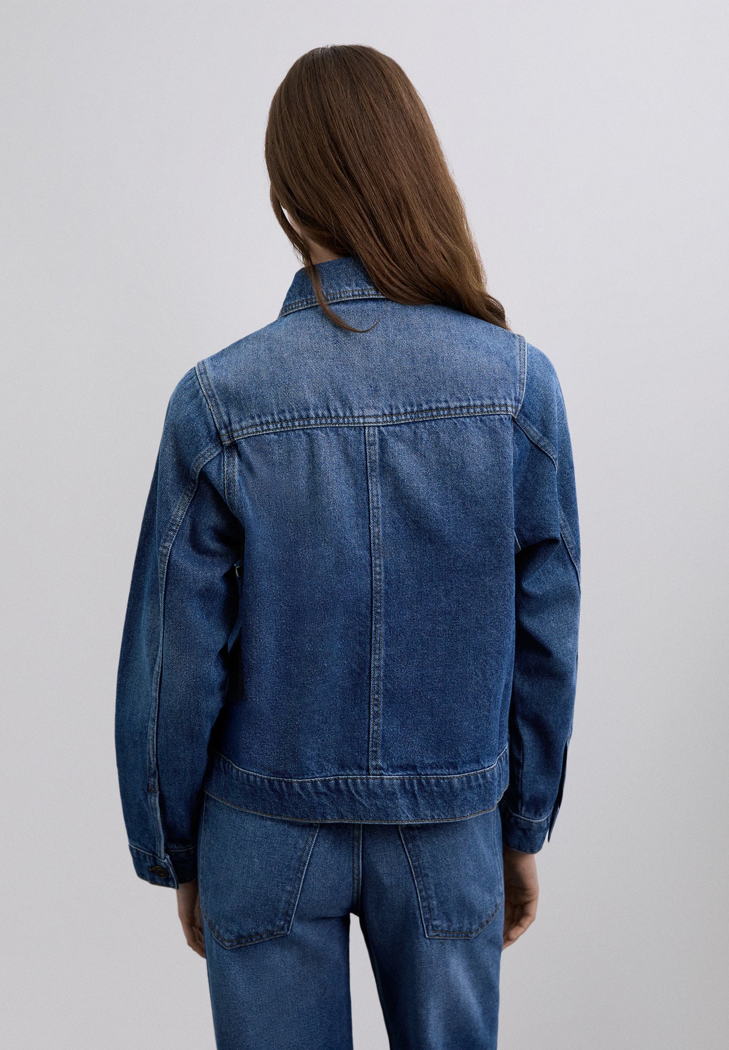 CHAQUETA VAQUERA CON ABALORIOS