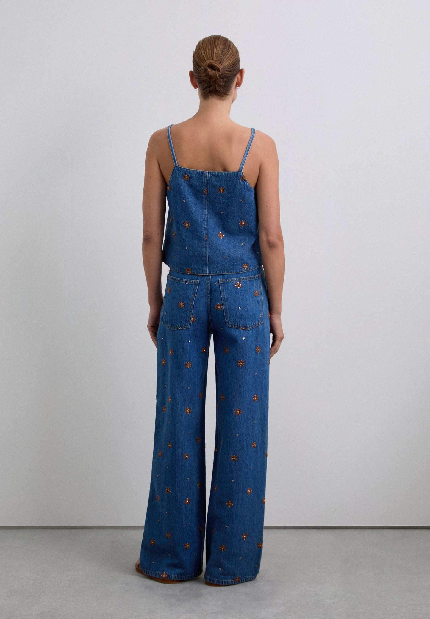 PANTALÓN DENIM RECTO FLORES
