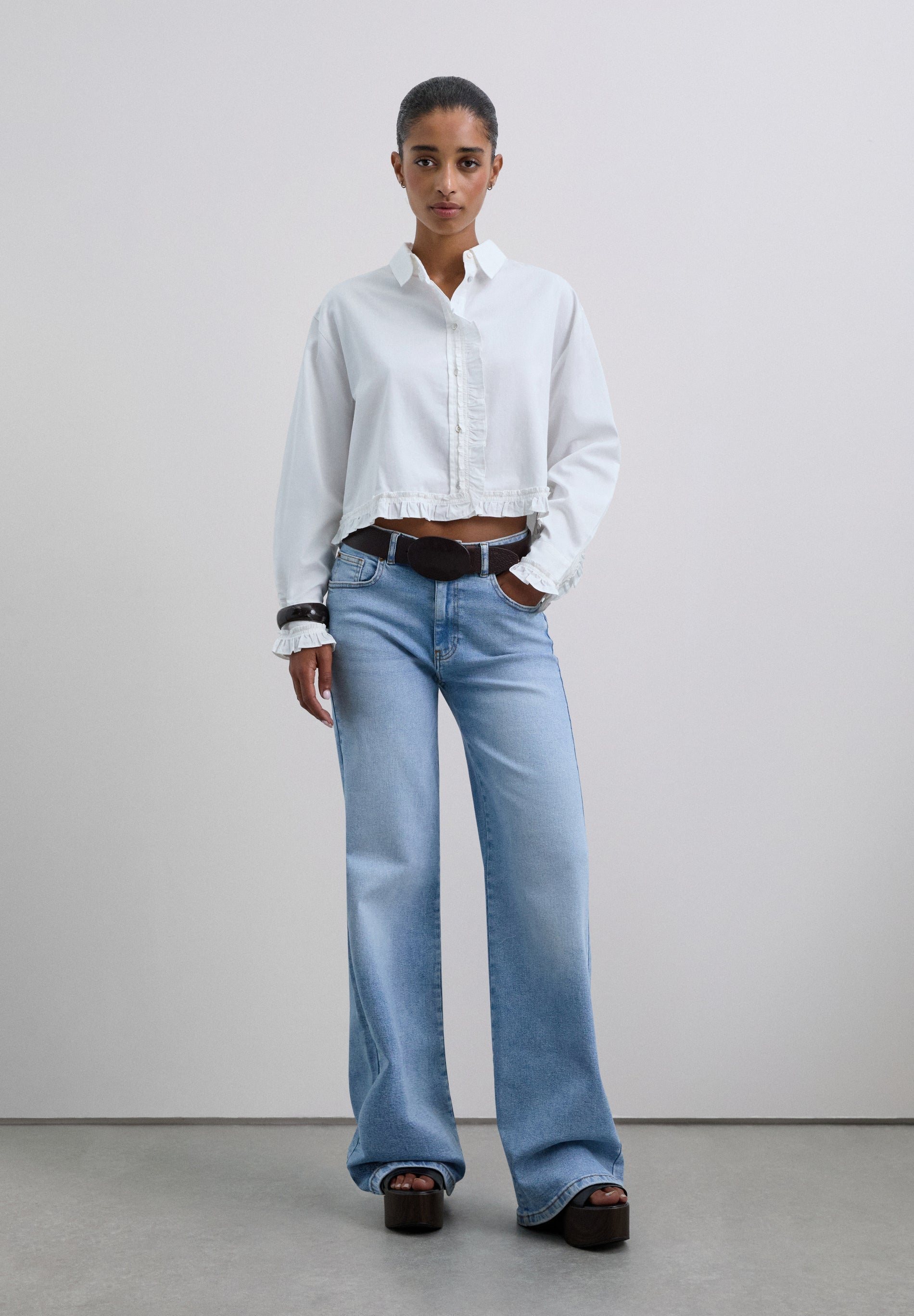 CAMISA CROPPED FRUNCES - Scalpers