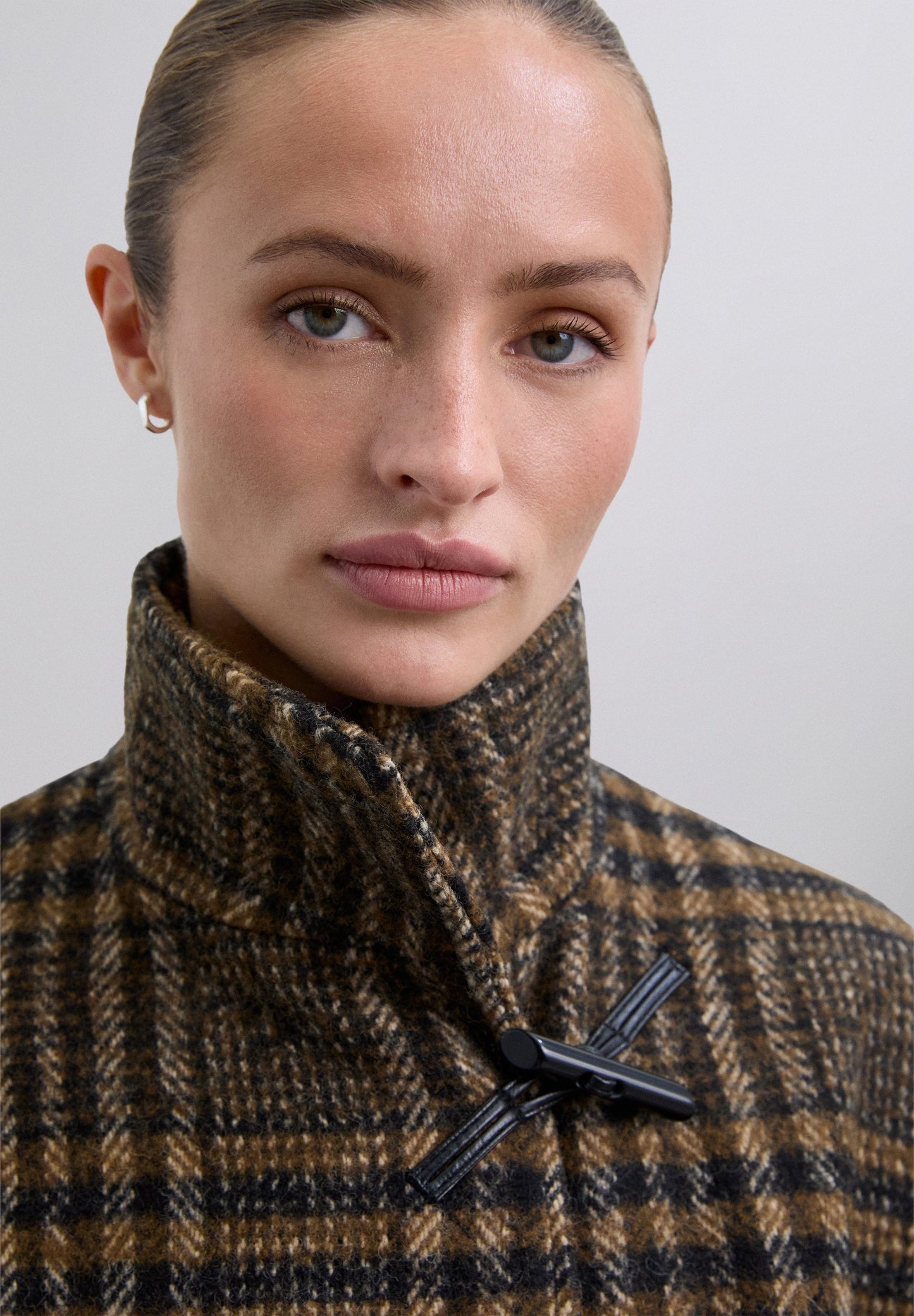 ABRIGO CORTO LANA CUADROS