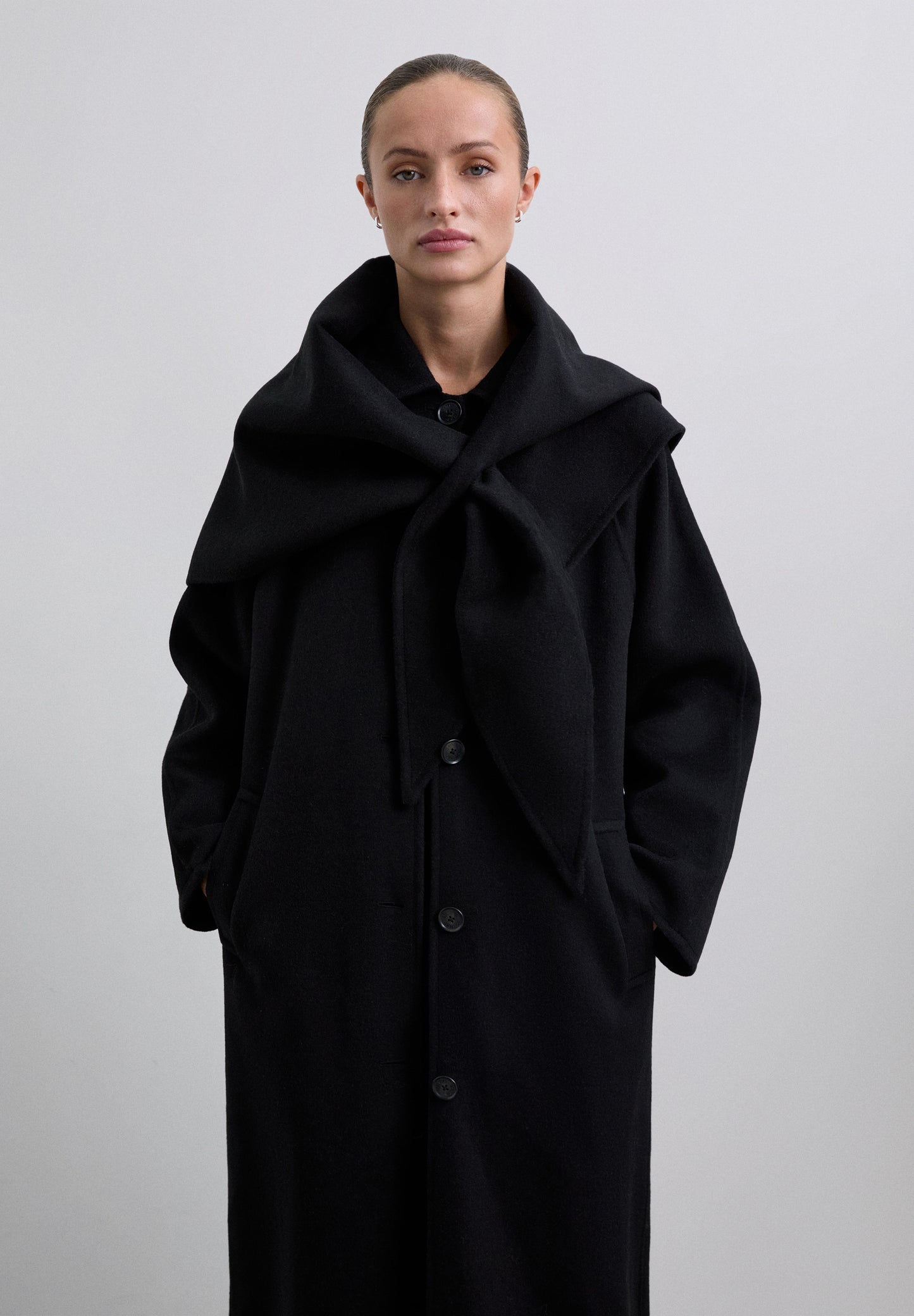 SCHANDMADESCARF COAT