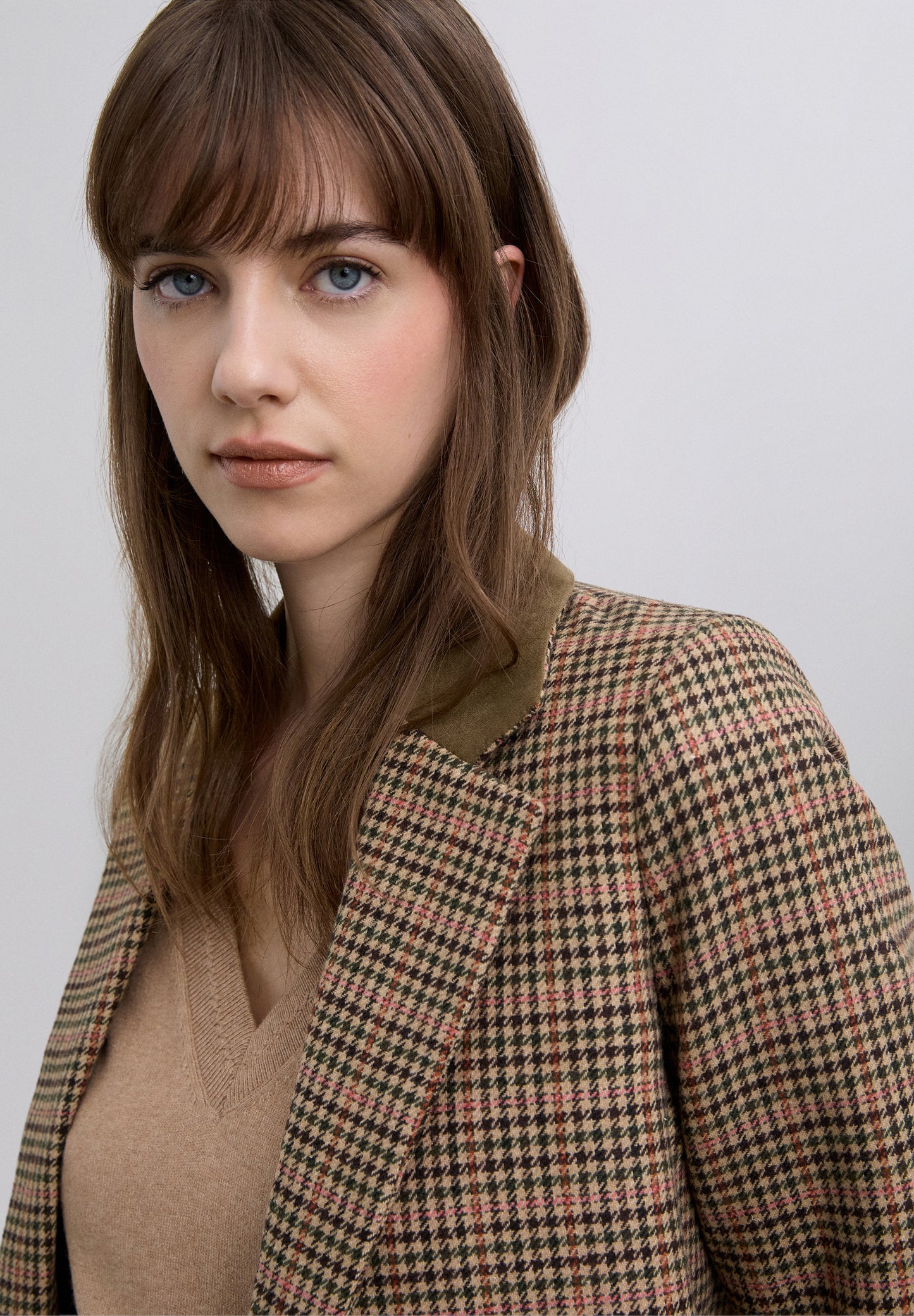 BLAZER DETALLES CONTRASTE