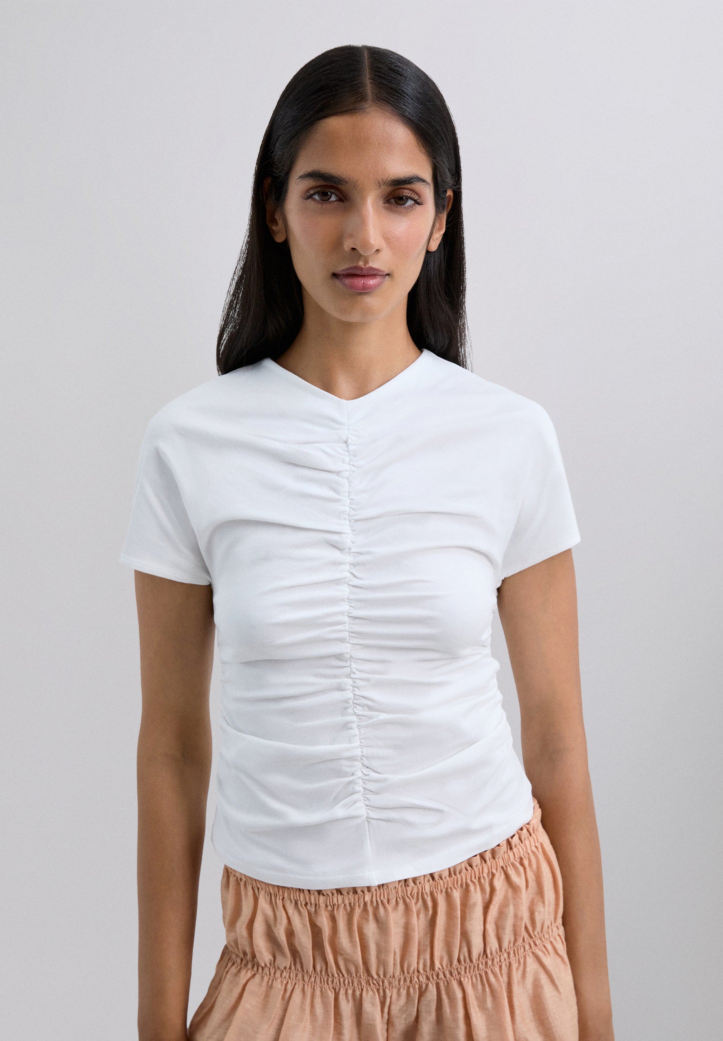 CAMISETA DETALLE FRUNCE