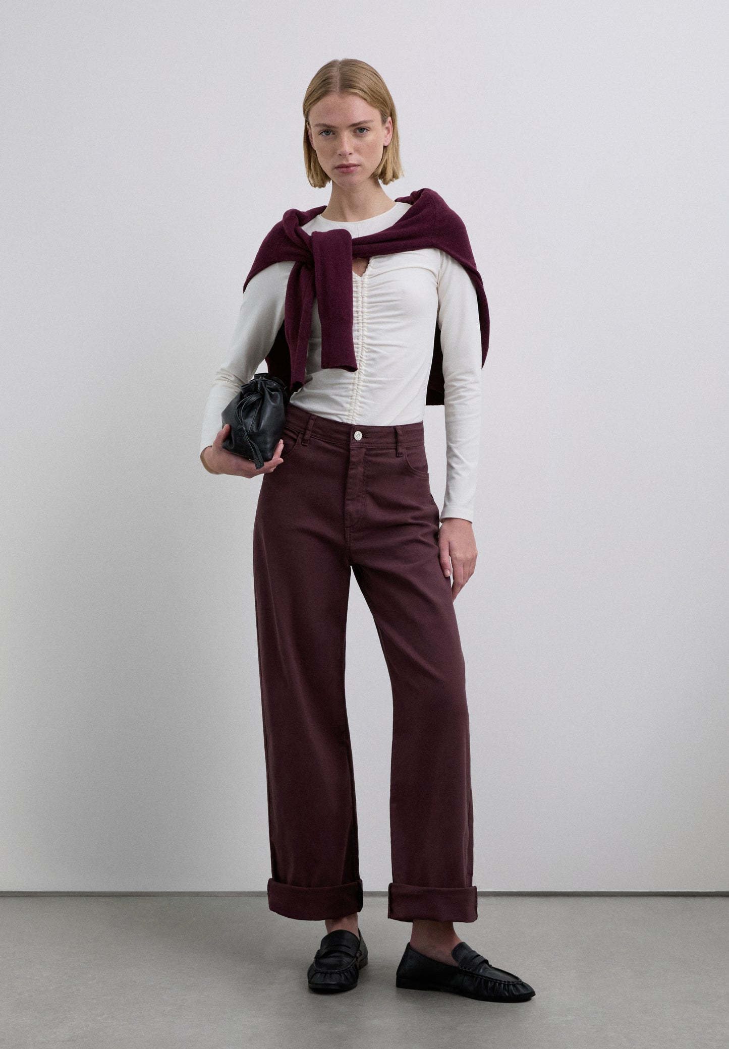 CAMISETA ABERTURA FRUNCES