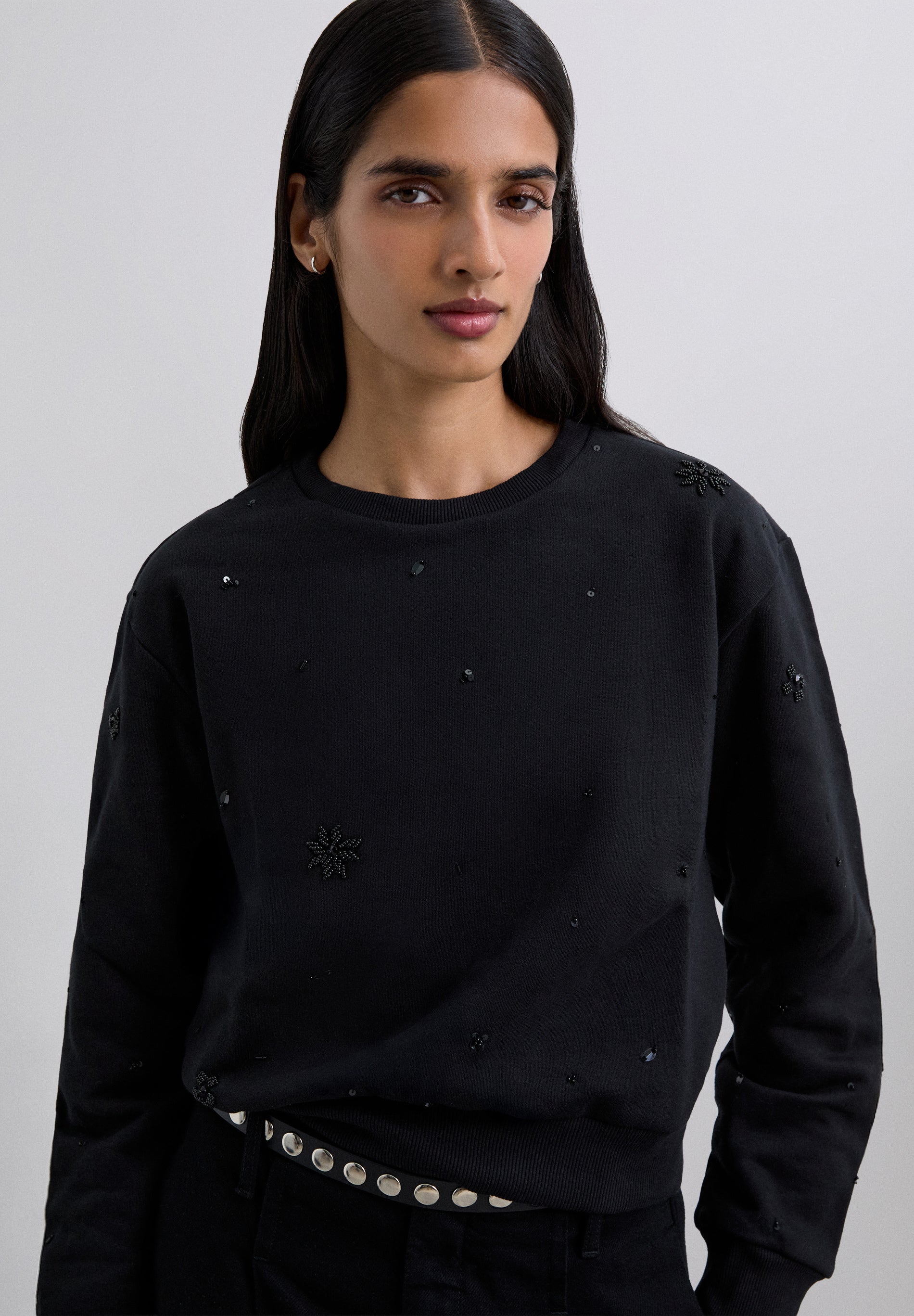 SCSEQUINSFLOWER SWEATER