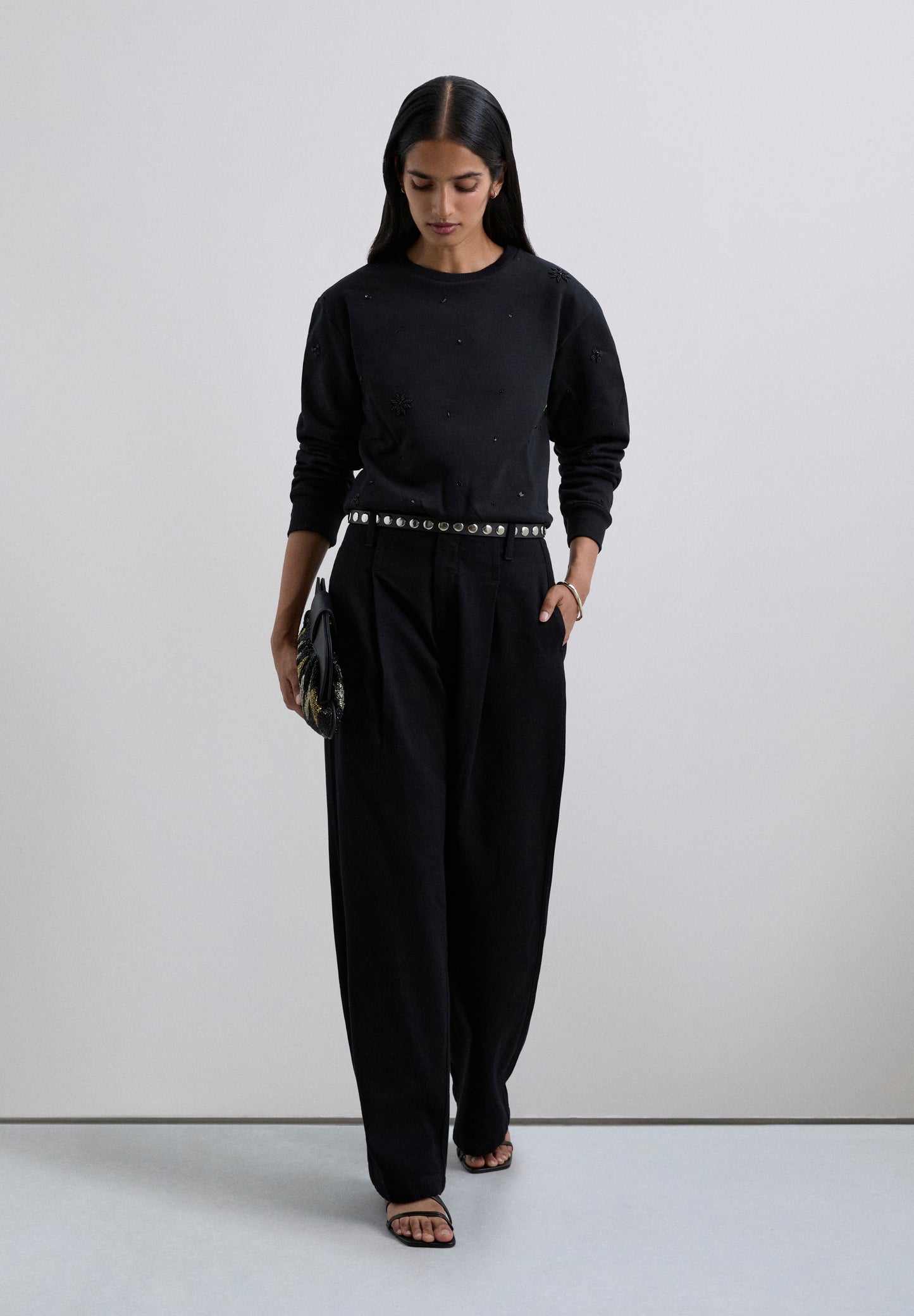 SCSEQUINSFLOWER SWEATER