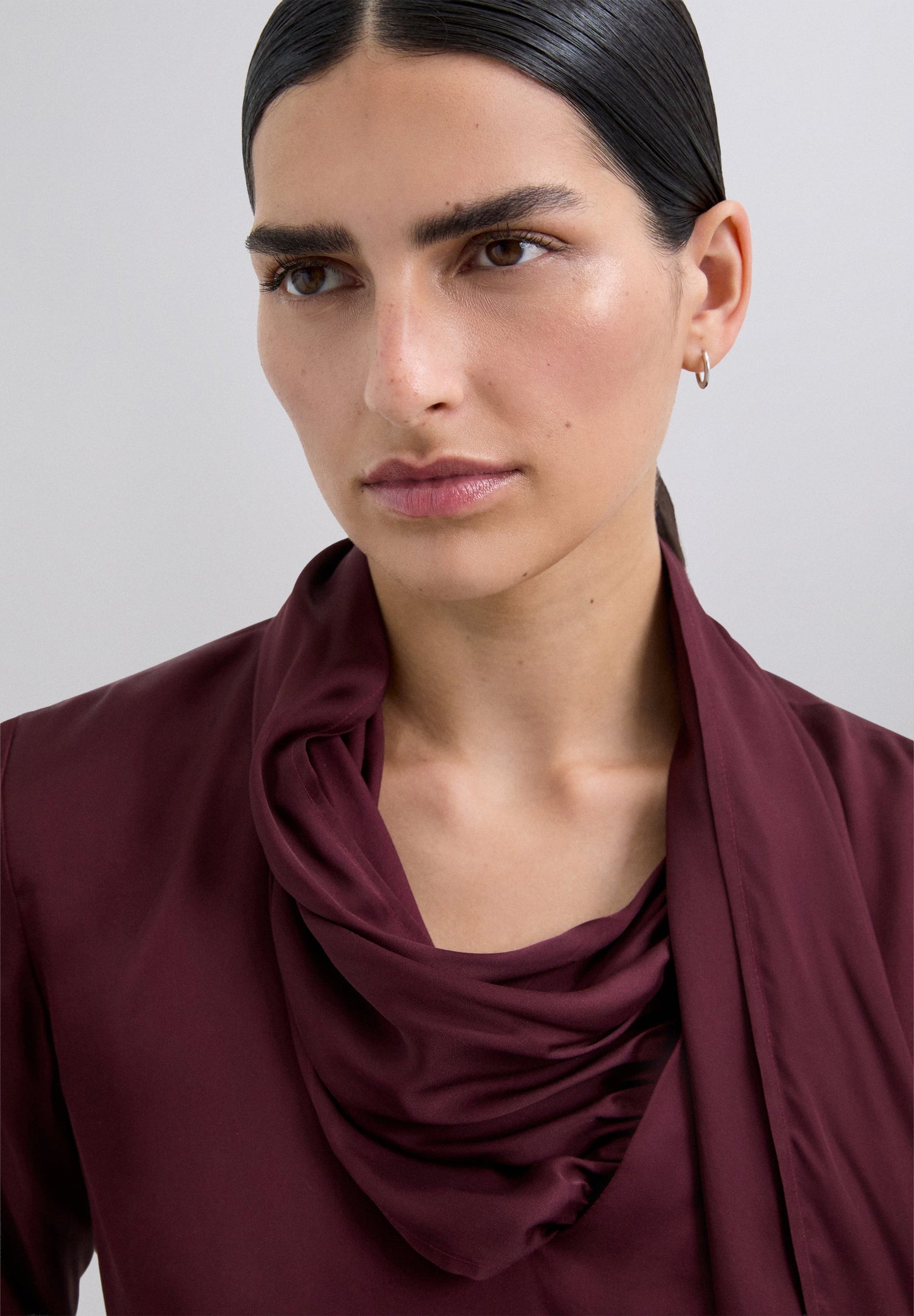 BLUSA SATÉN DRAPEADA