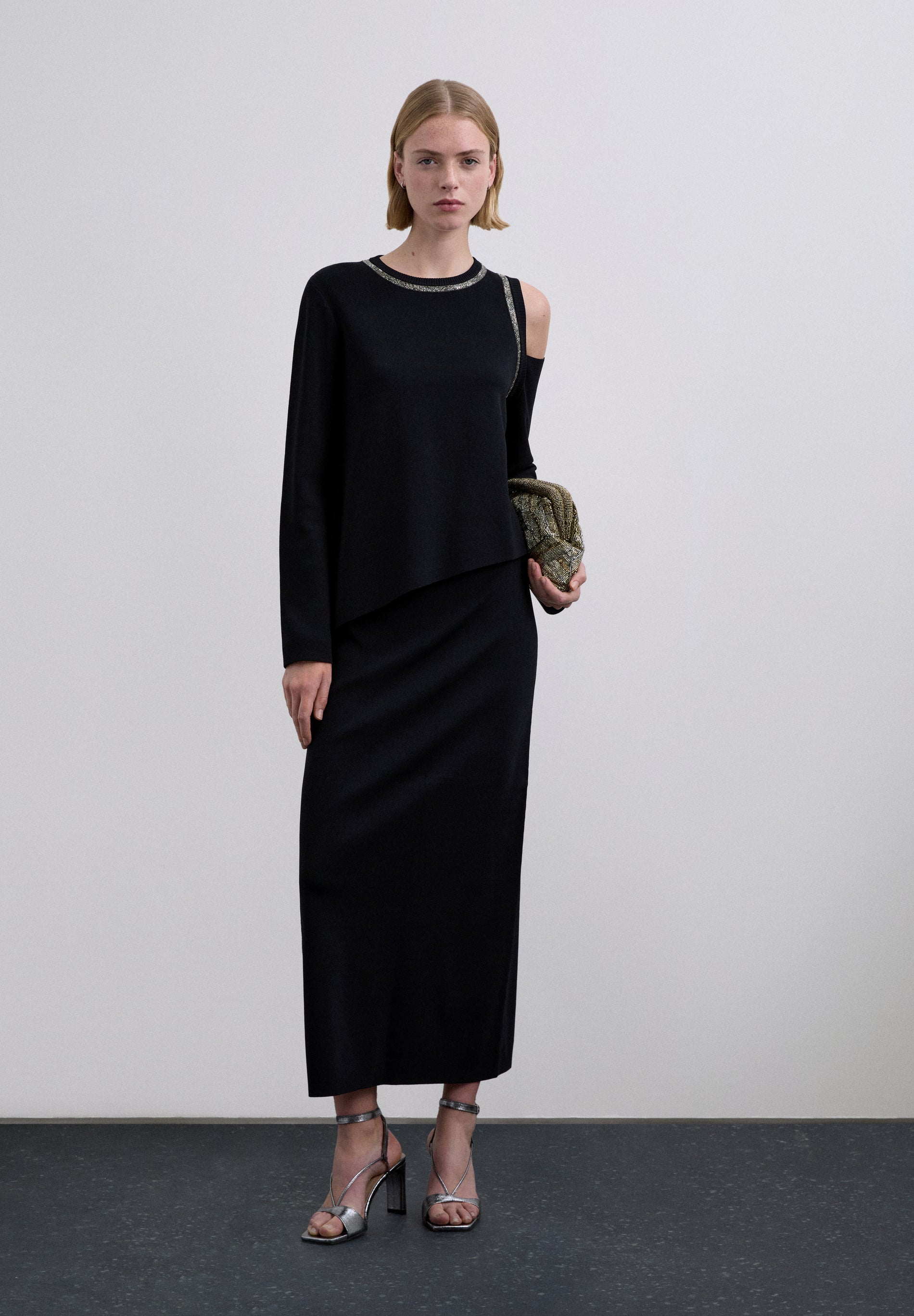 FALDA PUNTO STUDS ABERTURA