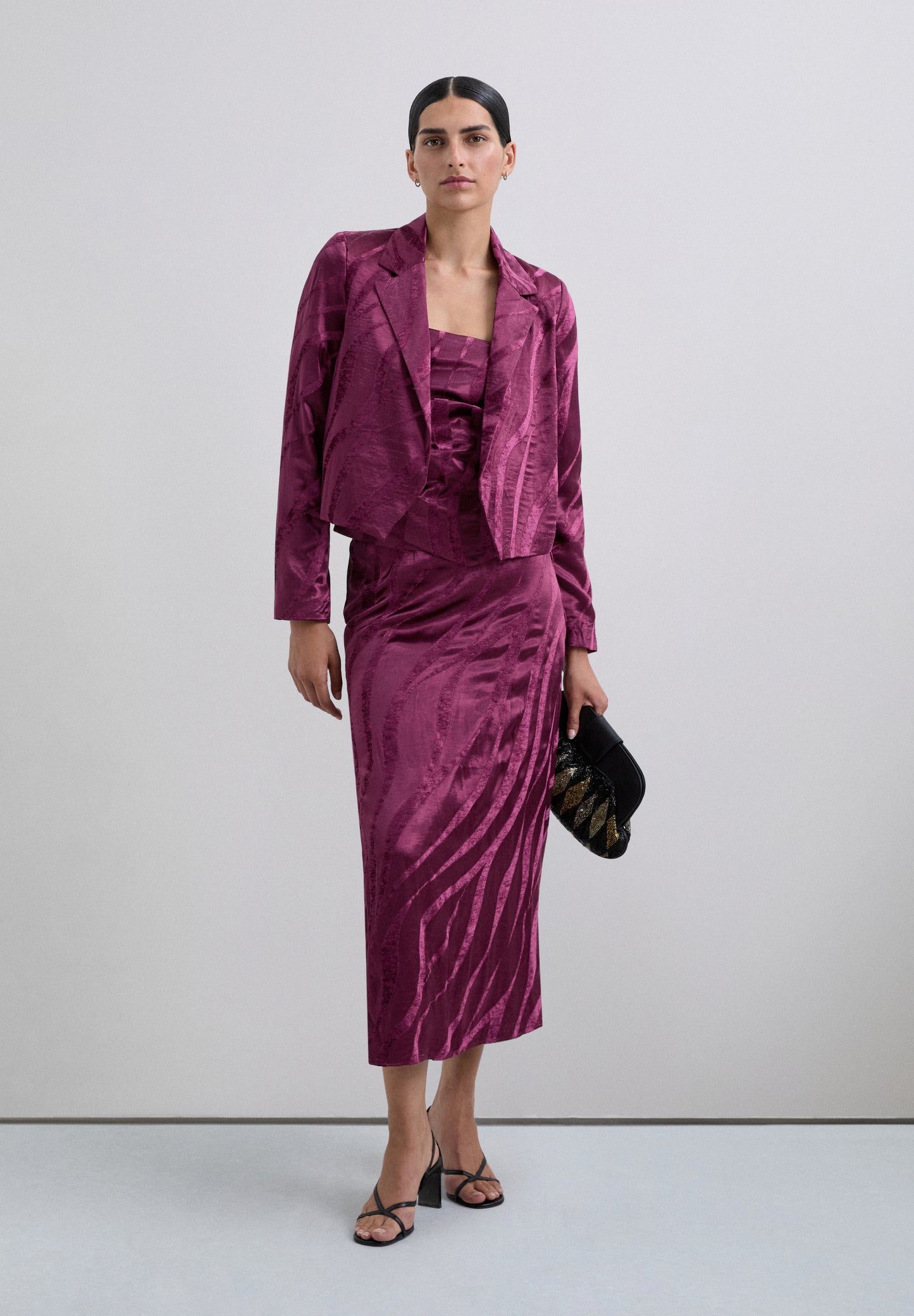 FALDA MIDI JACQUARD