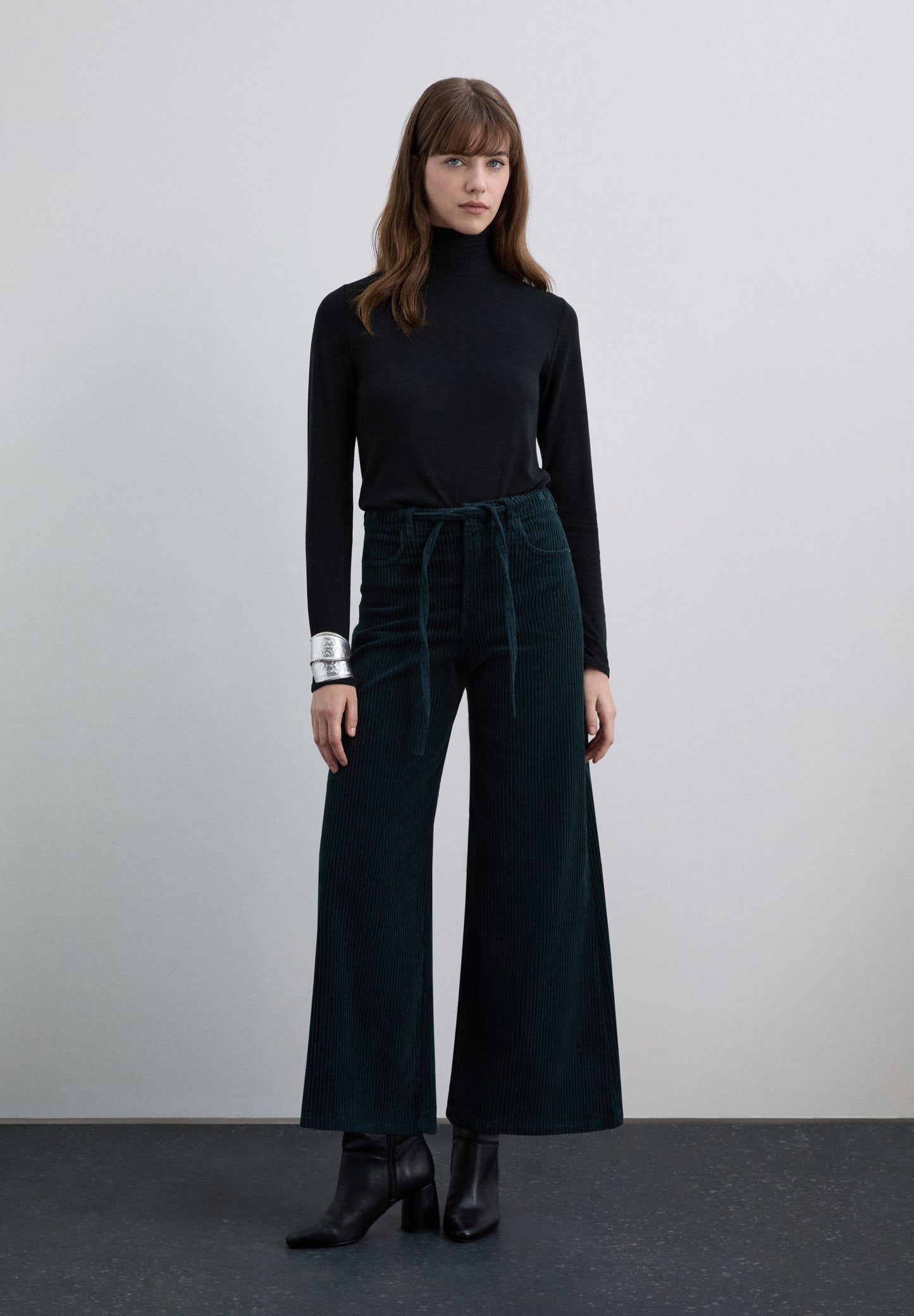 PANTALÓN LAZO DE PANA